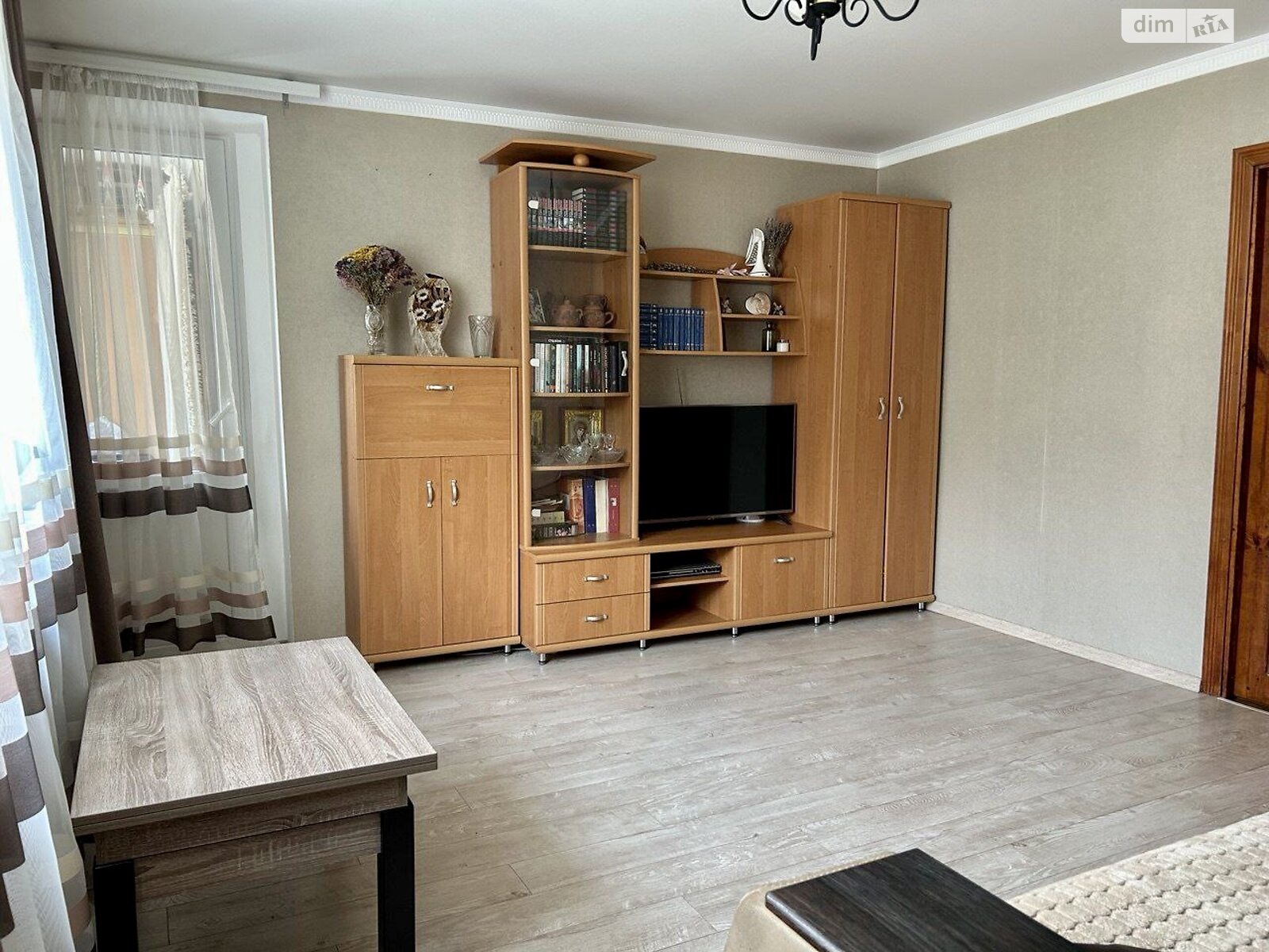 Продажа двухкомнатной квартиры в Хмельницком, на ул. Коновальца Евгения, район Выставка фото 1 Продажа двухкомнатной квартиры в Хмельницком, на ул. Коновальца Евгения, район Выставка фото 1