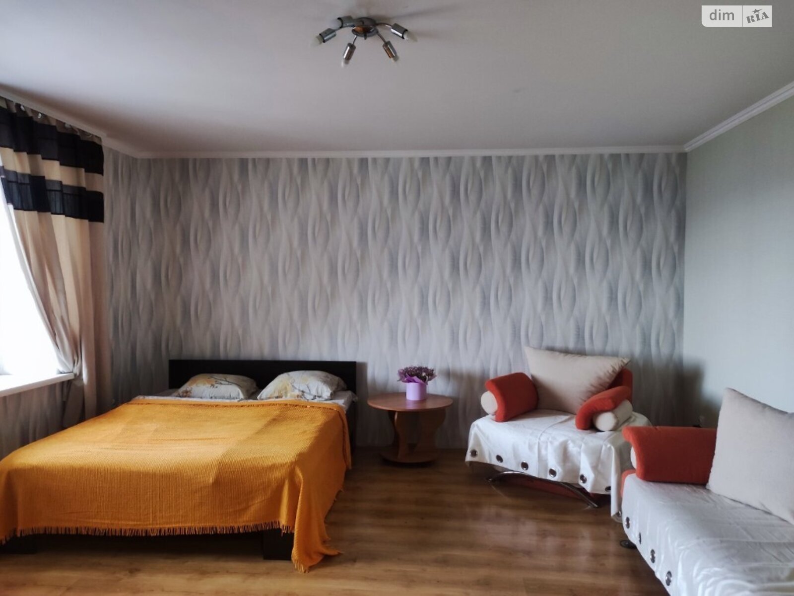 Продаж однокімнатної квартири в Хмельницькому, на просп. Миру, район Виставка фото 1