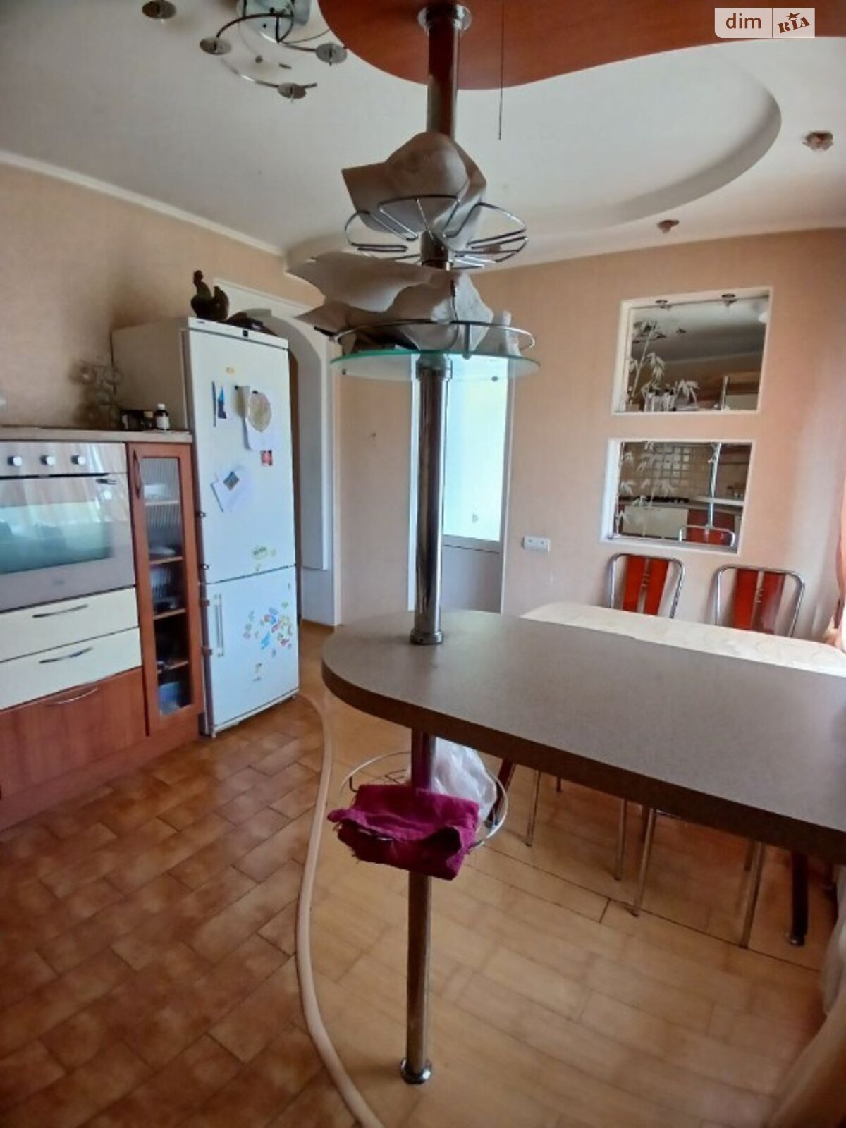 Продажа трехкомнатной квартиры в Хмельницком, на просп. Мира, район Выставка фото 1 Продажа трехкомнатной квартиры в Хмельницком, на просп. Мира, район Выставка фото 1