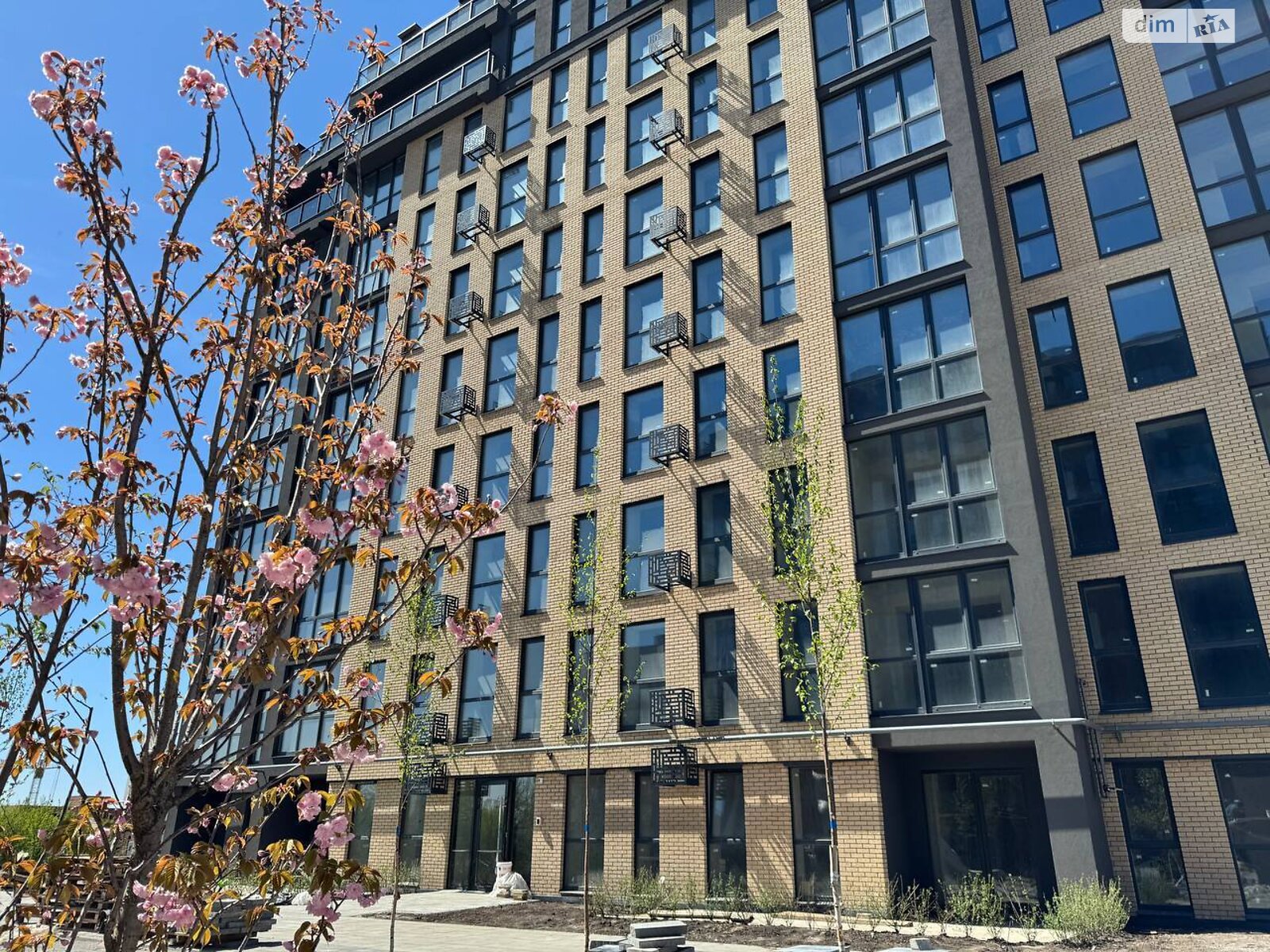 Продажа пятикомнатной квартиры в Хмельницком, на просп. Мира 96, фото 1 Продажа пятикомнатной квартиры в Хмельницком, на просп. Мира 96, фото 1