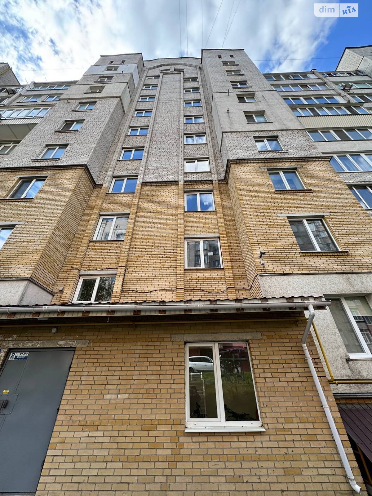 Продажа двухкомнатной квартиры в Хмельницком, на просп. Мира 94Б, район Выставка фото 1 Продажа двухкомнатной квартиры в Хмельницком, на просп. Мира 94Б, район Выставка фото 1