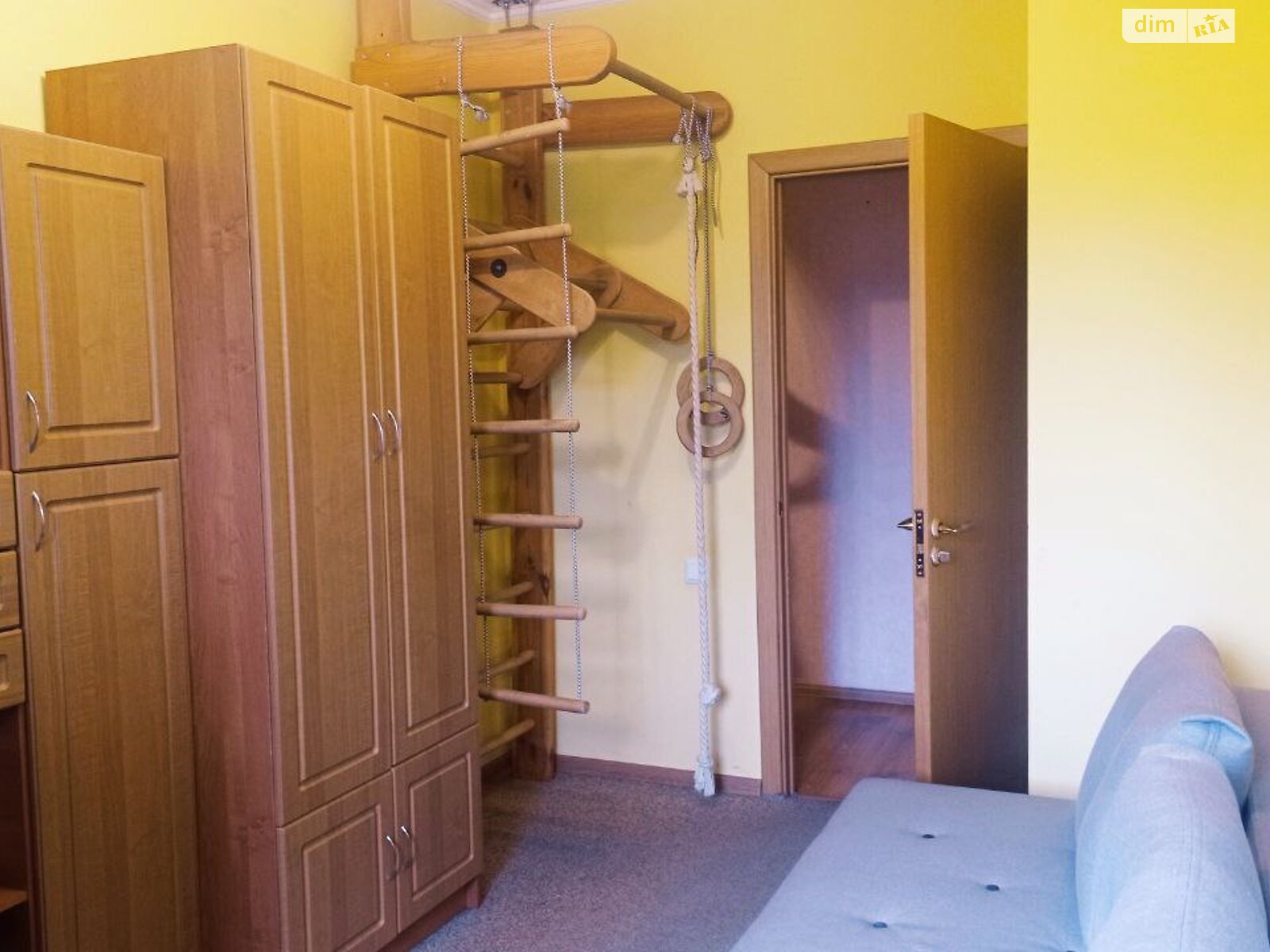 Продаж трикімнатної квартири в Хмельницькому, на просп. Миру 76/3, район Виставка фото 1 Продаж трикімнатної квартири в Хмельницькому, на просп. Миру 76/3, район Виставка фото 1