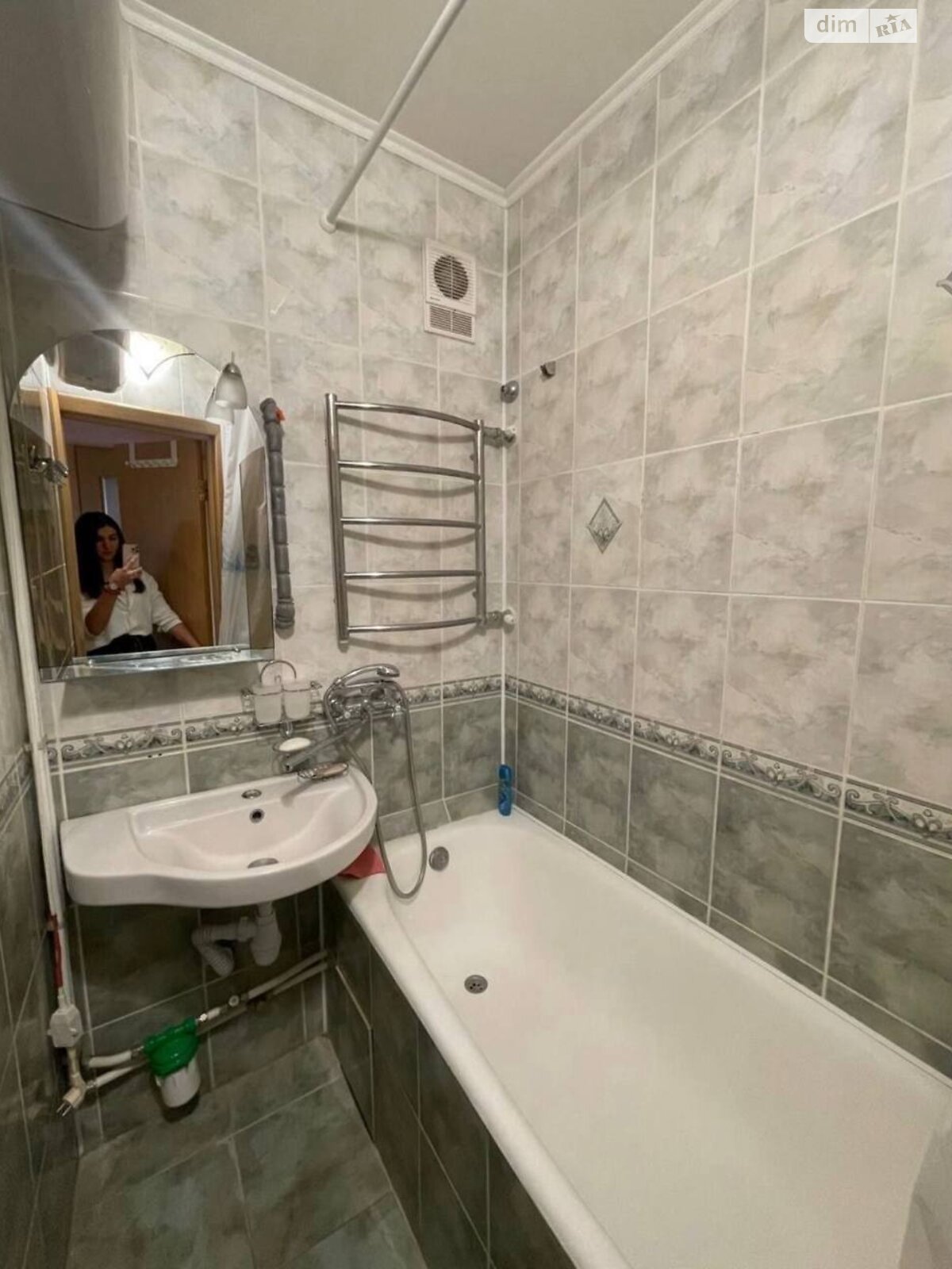 Продажа трехкомнатной квартиры в Хмельницком, на просп. Мира, район Выставка фото 1 Продажа трехкомнатной квартиры в Хмельницком, на просп. Мира, район Выставка фото 1