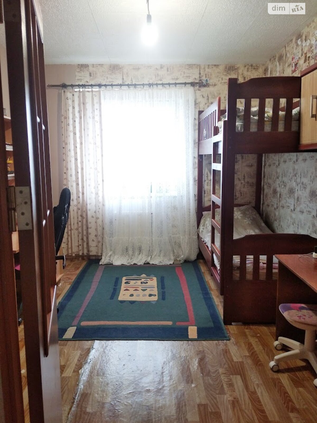 Продажа трехкомнатной квартиры в Хмельницком, на просп. Мира, район Выставка фото 1 Продажа трехкомнатной квартиры в Хмельницком, на просп. Мира, район Выставка фото 1