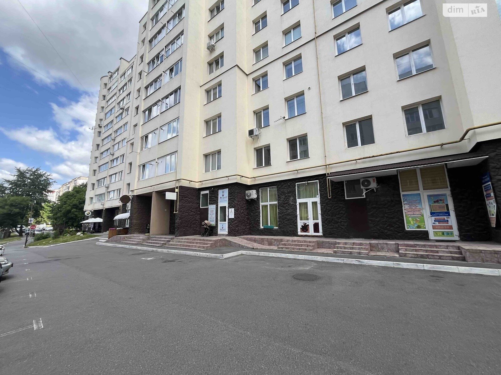 Продажа трехкомнатной квартиры в Хмельницком, на просп. Мира 94/1В, район Выставка фото 1 Продажа трехкомнатной квартиры в Хмельницком, на просп. Мира 94/1В, район Выставка фото 1