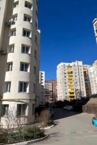 Продажа двухкомнатной квартиры в Хмельницком, на просп. Мира, район Выставка фото 2