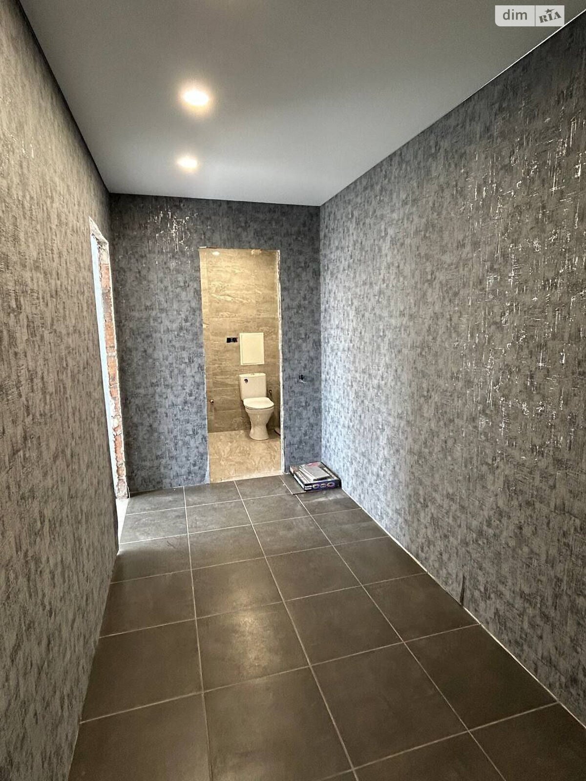 Продажа двухкомнатной квартиры в Хмельницком, на просп. Мира, район Выставка фото 1