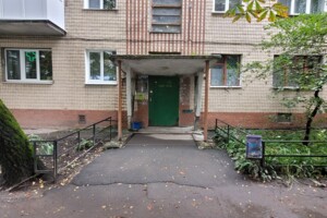 Продаж двокімнатної квартири в Хмельницькому, на просп. Миру 88, район Виставка фото 2