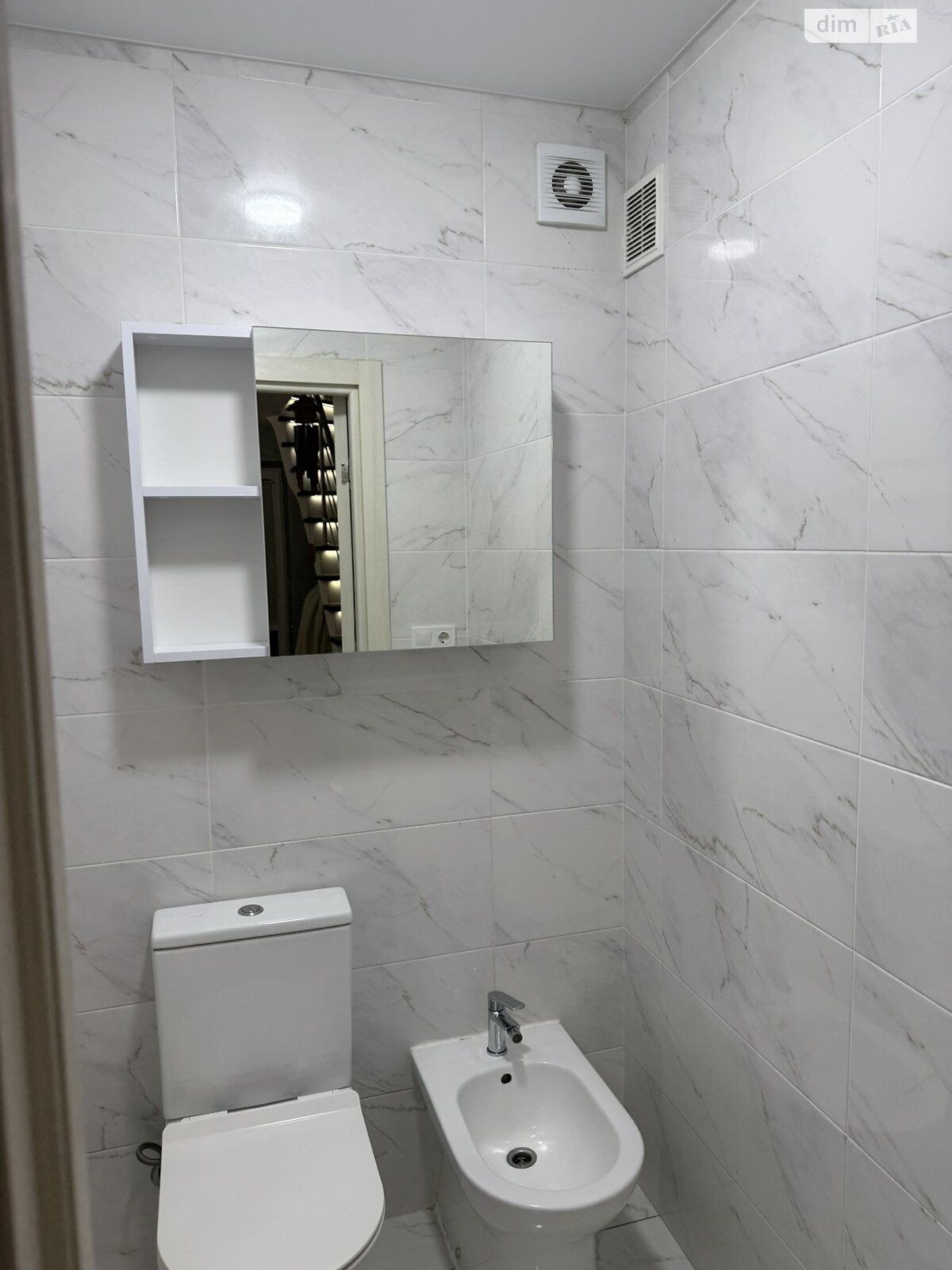 Продажа трехкомнатной квартиры в Хмельницком, на просп. Мира 94/1В, район Выставка фото 1