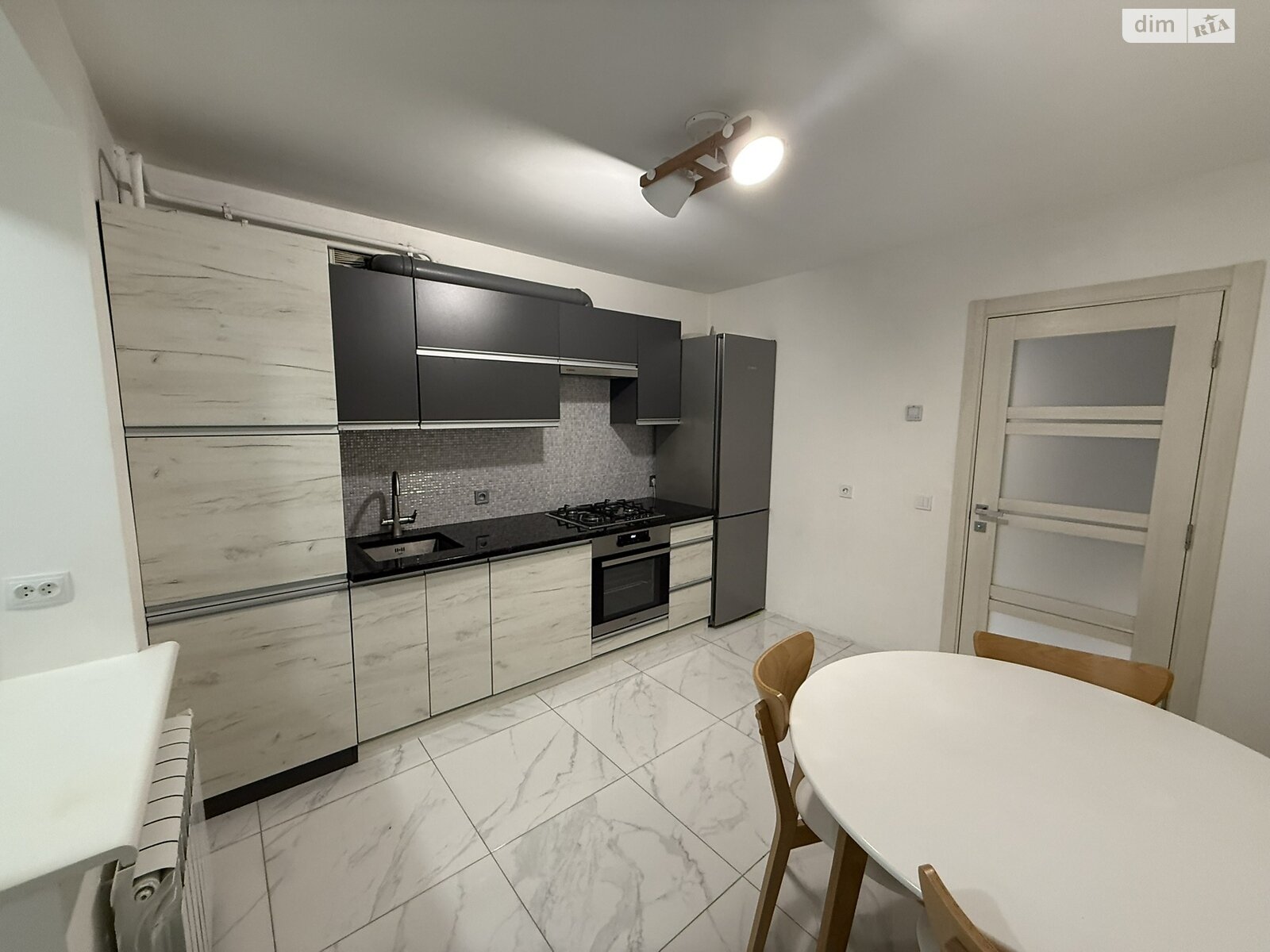 Продажа трехкомнатной квартиры в Хмельницком, на просп. Мира 94/1В, район Выставка фото 1