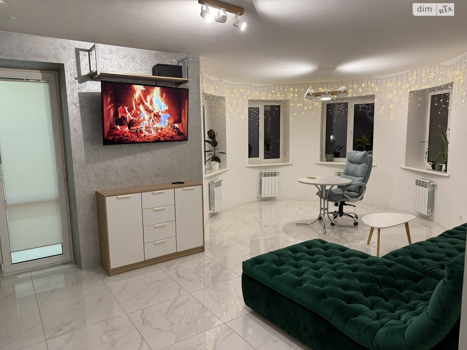 Продажа трехкомнатной квартиры в Хмельницком, на просп. Мира 94/1В, район Выставка фото 1