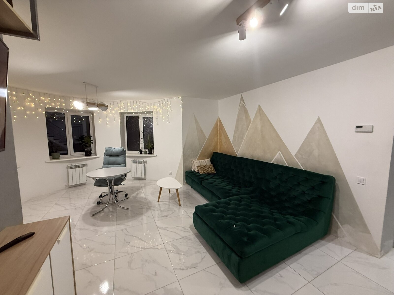 Продажа трехкомнатной квартиры в Хмельницком, на просп. Мира 94/1В, район Выставка фото 1