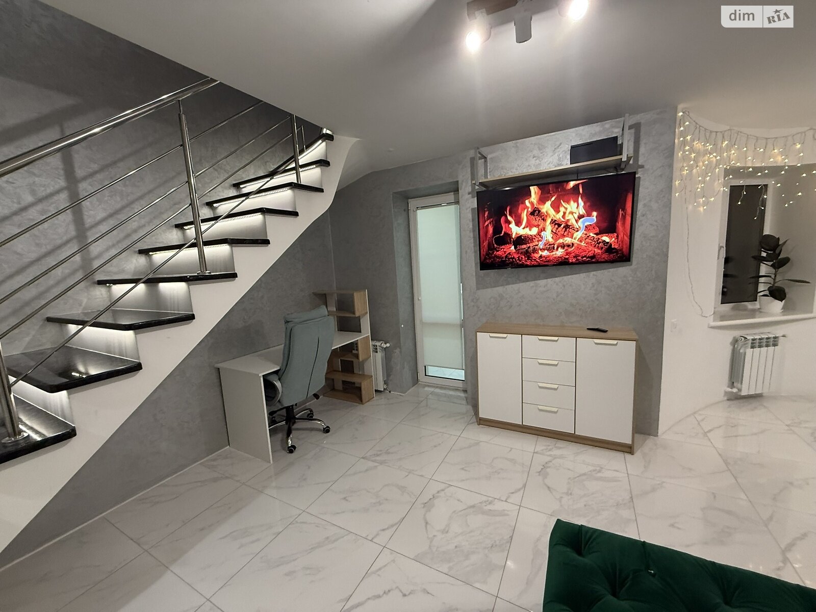 Продажа трехкомнатной квартиры в Хмельницком, на просп. Мира 94/1В, район Выставка фото 1