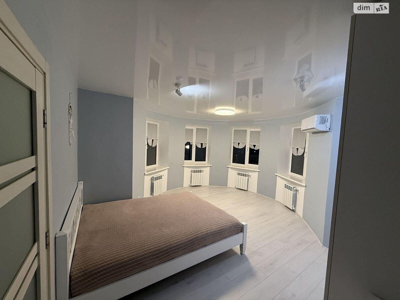 Продажа трехкомнатной квартиры в Хмельницком, на просп. Мира 94/1В, район Выставка фото 1 Продажа трехкомнатной квартиры в Хмельницком, на просп. Мира 94/1В, район Выставка фото 1