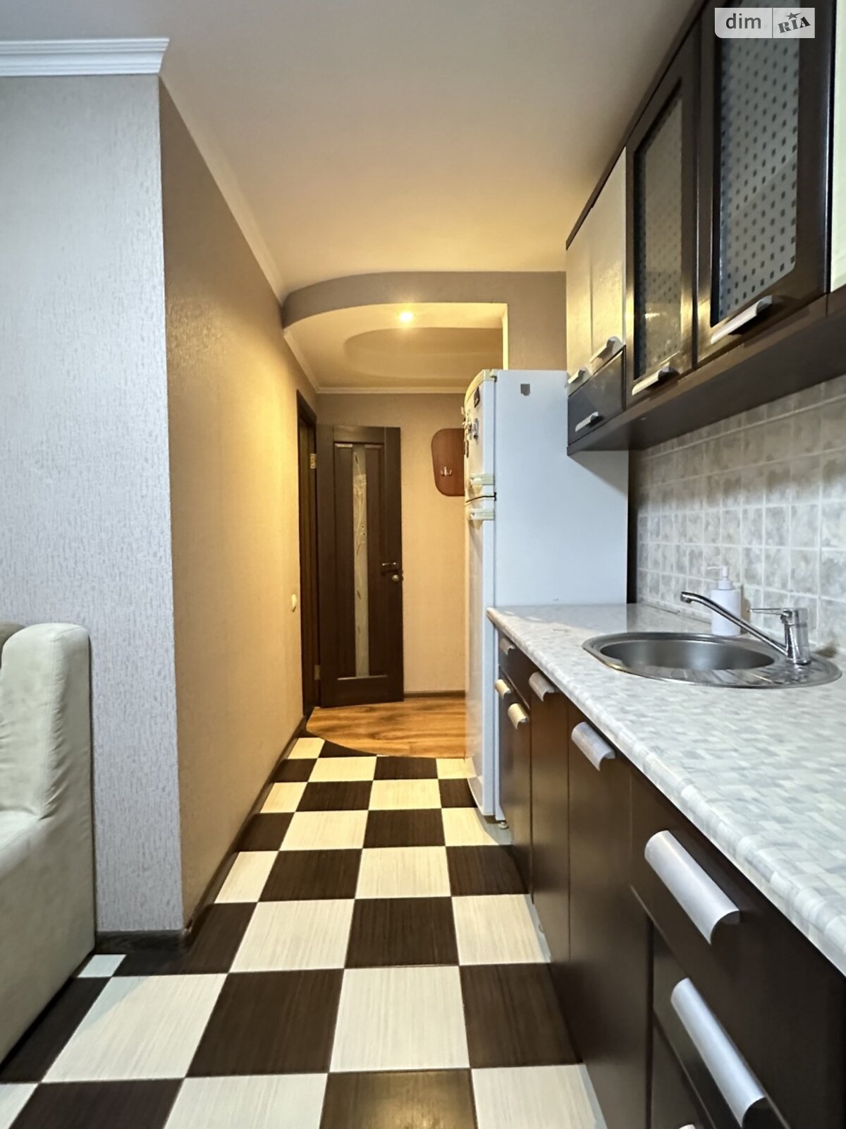 Продажа двухкомнатной квартиры в Хмельницком, на просп. Мира, район Выставка фото 1