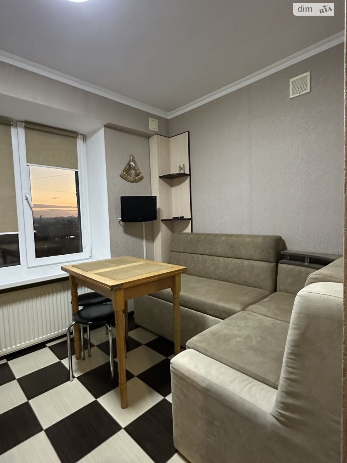 Продажа двухкомнатной квартиры в Хмельницком, на просп. Мира, район Выставка фото 1