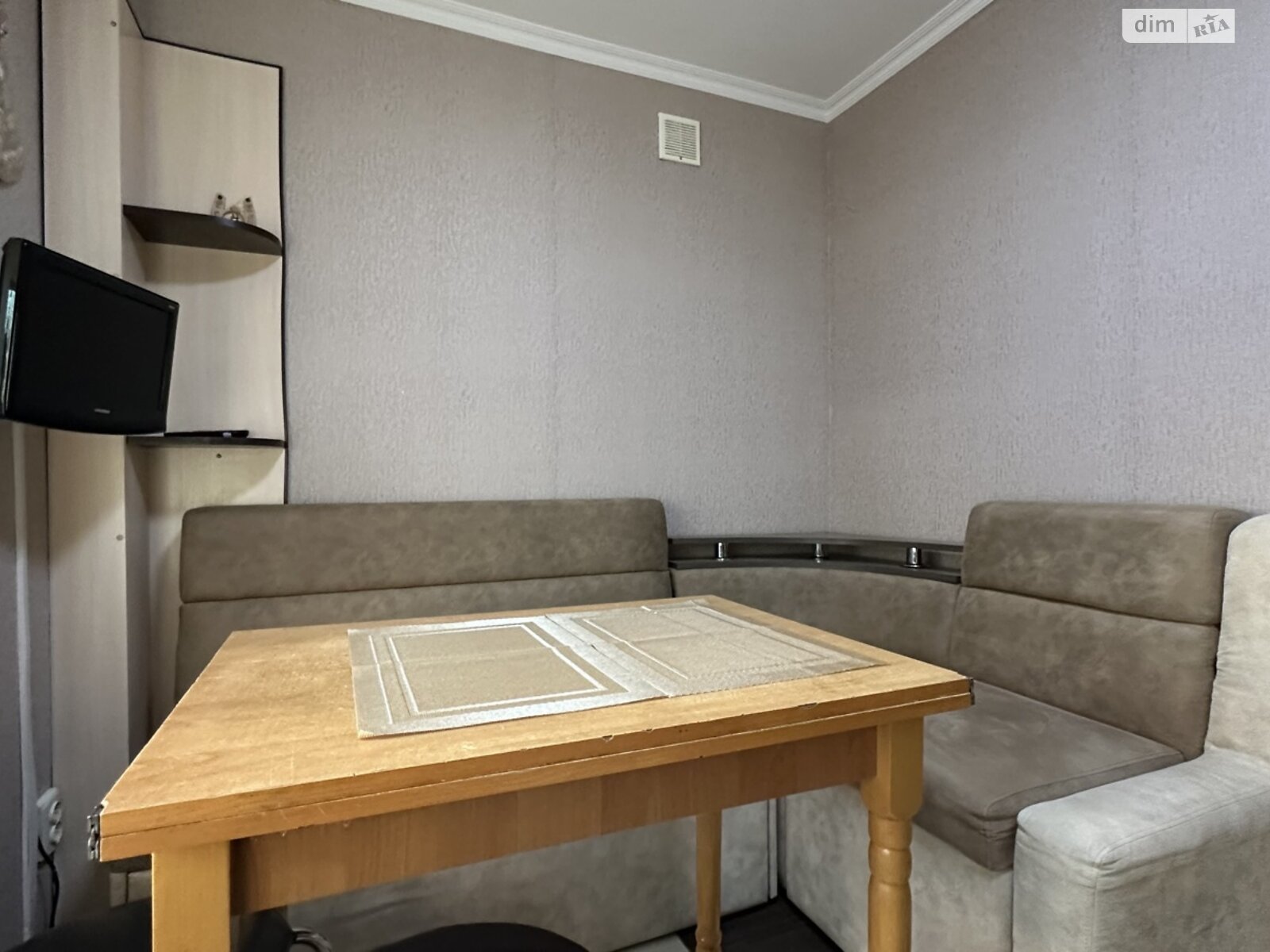 Продажа двухкомнатной квартиры в Хмельницком, на просп. Мира, район Выставка фото 1