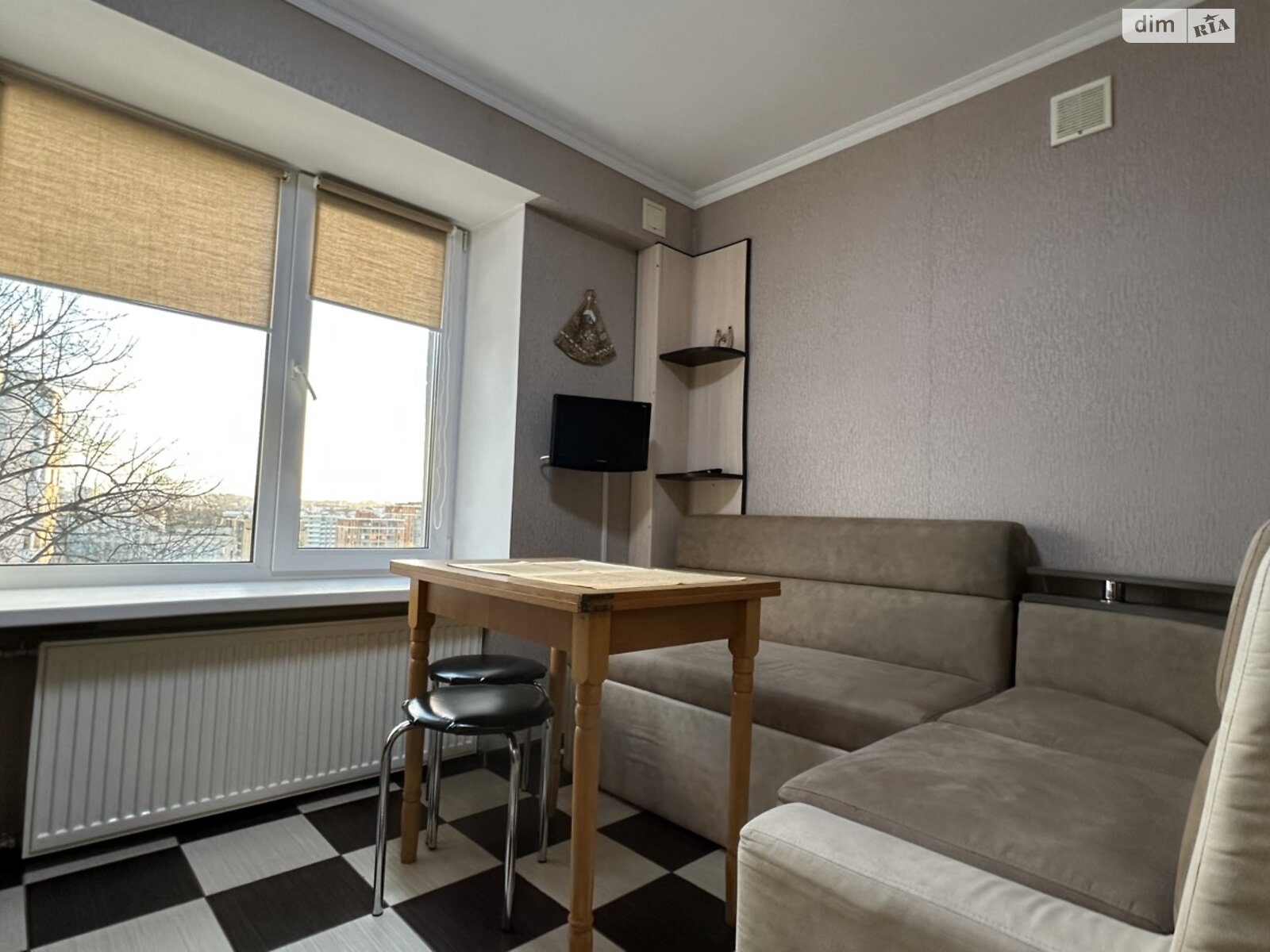 Продажа двухкомнатной квартиры в Хмельницком, на просп. Мира, район Выставка фото 1