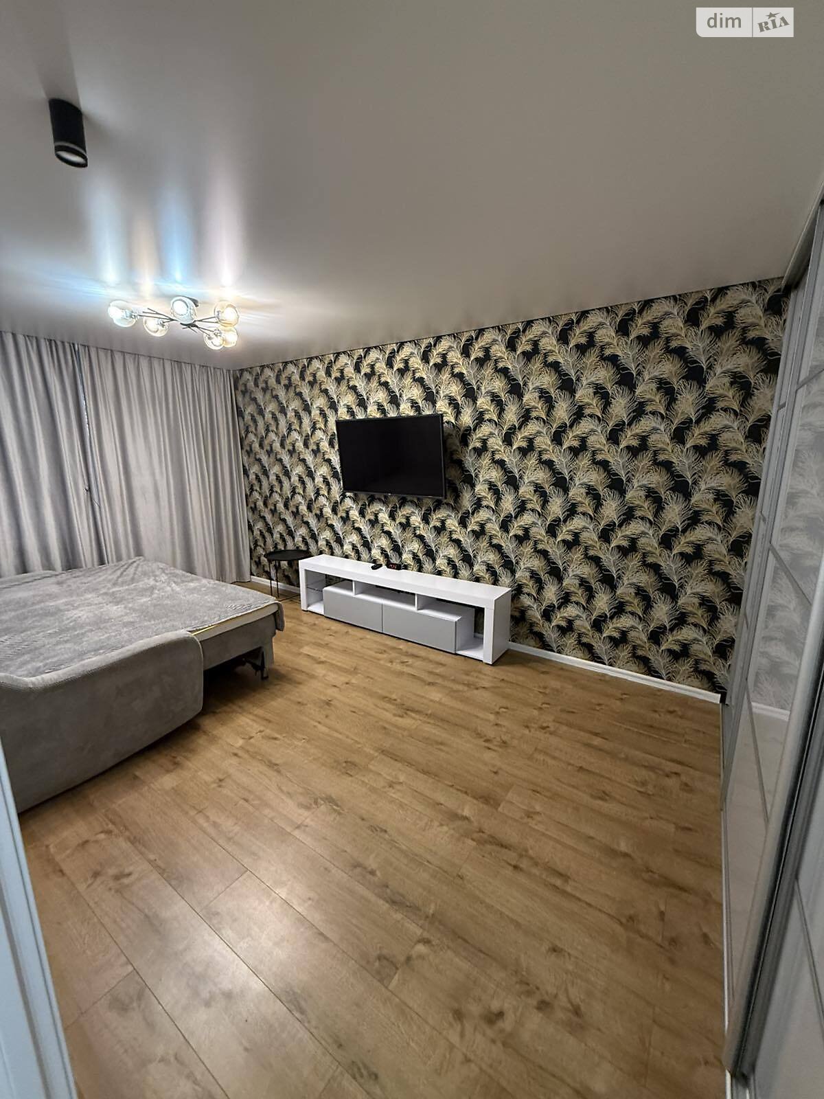 Продажа однокомнатной квартиры в Хмельницком, на просп. Мира 76/1, район Выставка фото 1