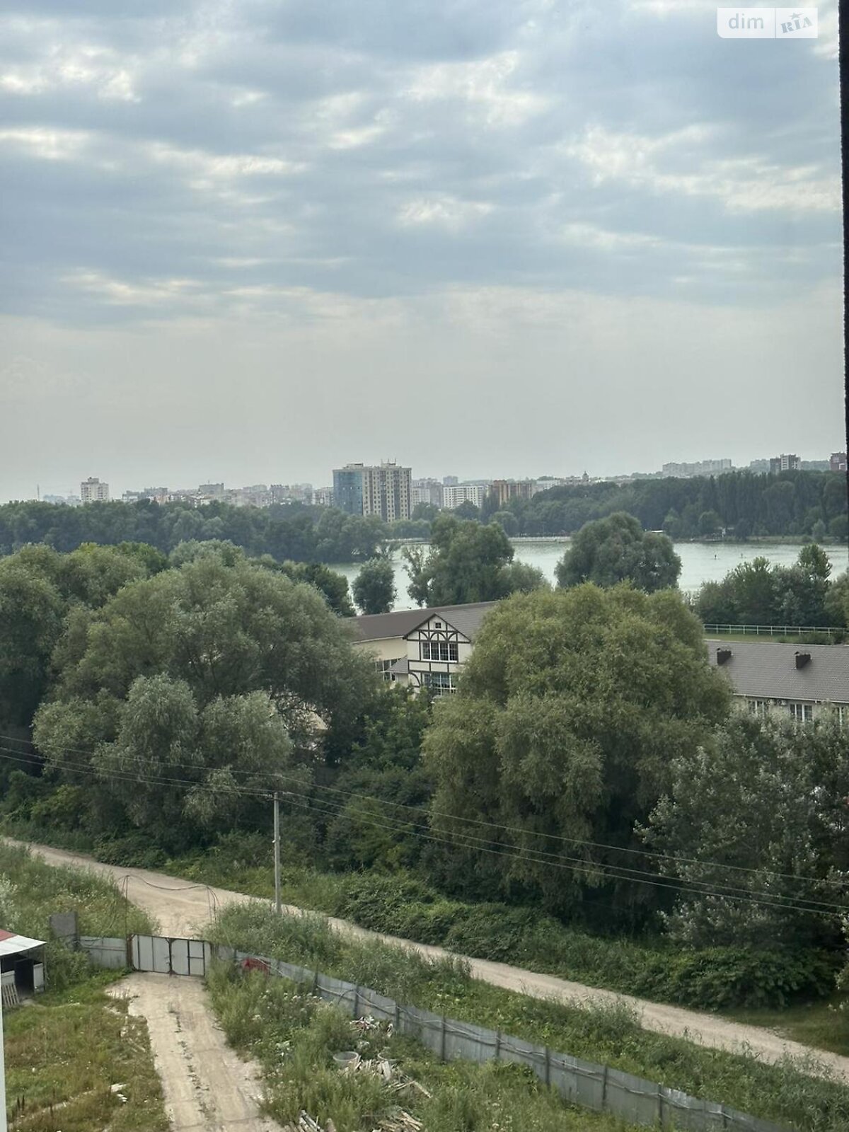 Продажа однокомнатной квартиры в Хмельницком, на ул. Нижняя Береговая, район Выставка фото 1 Продажа однокомнатной квартиры в Хмельницком, на ул. Нижняя Береговая, район Выставка фото 1
