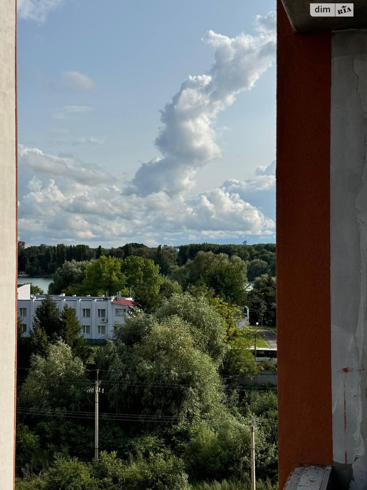 Продаж двокімнатної квартири в Хмельницькому, на вул. Нижня Берегова, район Виставка фото 1 Продаж двокімнатної квартири в Хмельницькому, на вул. Нижня Берегова, район Виставка фото 1