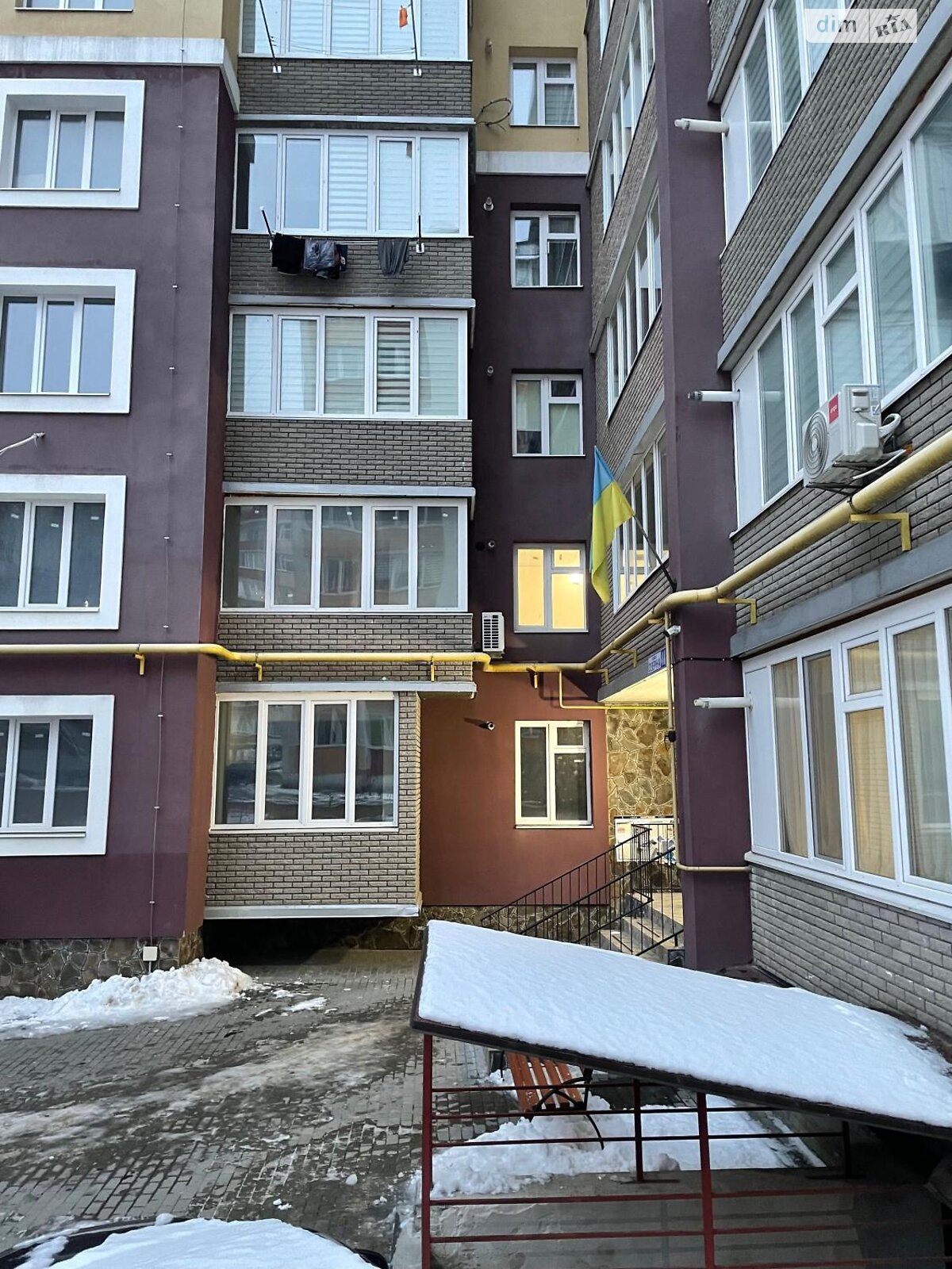 Продаж однокімнатної квартири в Хмельницькому, на вул. Озерна, район Виставка фото 1 Продаж однокімнатної квартири в Хмельницькому, на вул. Озерна, район Виставка фото 1