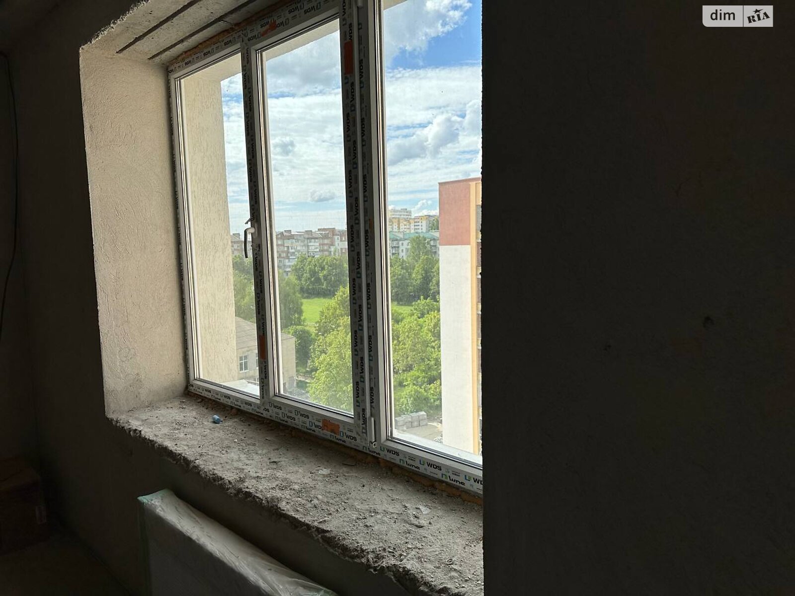 Продаж однокімнатної квартири в Хмельницькому, на вул. Озерна, район Виставка фото 1 Продаж однокімнатної квартири в Хмельницькому, на вул. Озерна, район Виставка фото 1