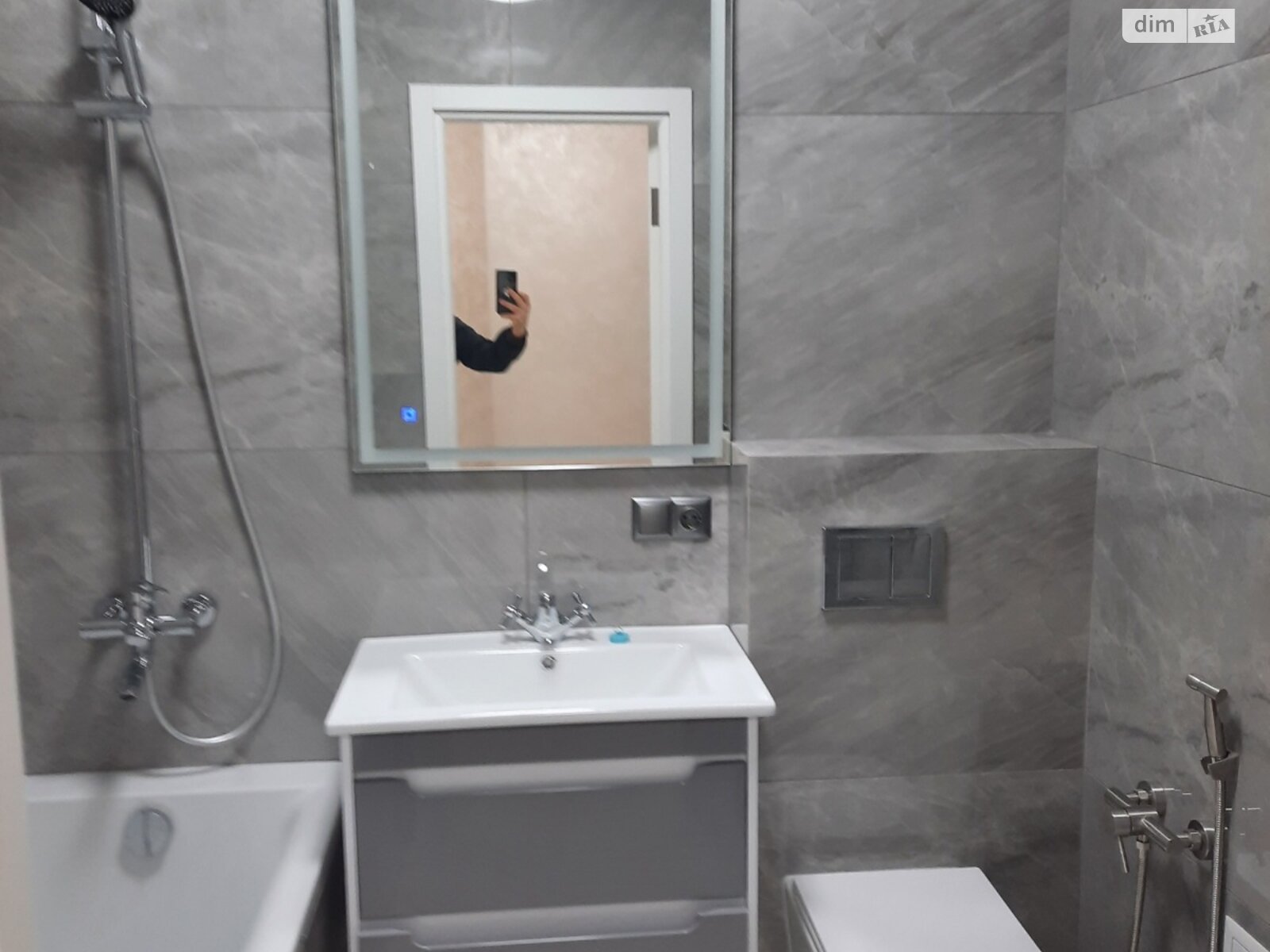 Продаж однокімнатної квартири в Хмельницькому, на вул. Озерна 16Б корпус 1, район Озерна фото 1 Продаж однокімнатної квартири в Хмельницькому, на вул. Озерна 16Б корпус 1, район Озерна фото 1