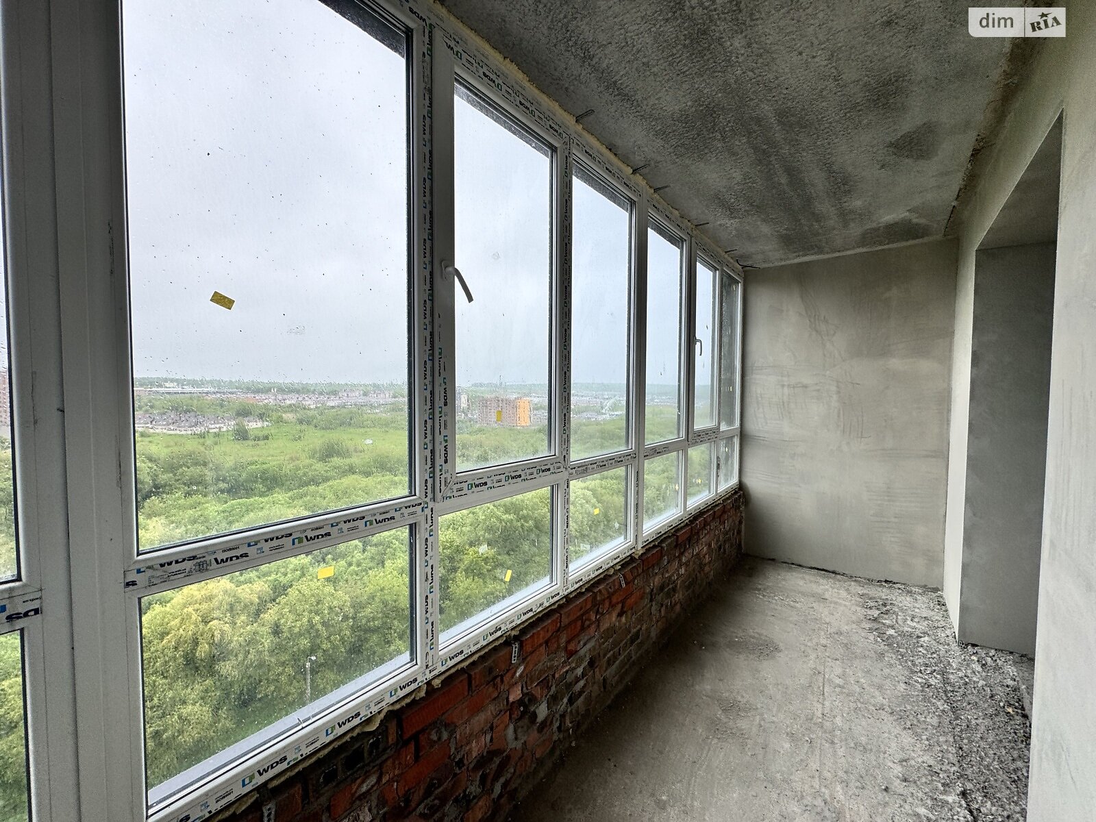 Продаж трикімнатної квартири в Хмельницькому, на вул. Озерна 16Б корпус 3, район Виставка фото 1