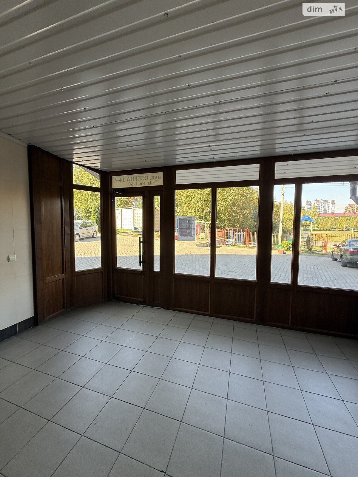 Продажа двухкомнатной квартиры в Хмельницком, на ул. Озерная 14А, район Выставка фото 1 Продажа двухкомнатной квартиры в Хмельницком, на ул. Озерная 14А, район Выставка фото 1