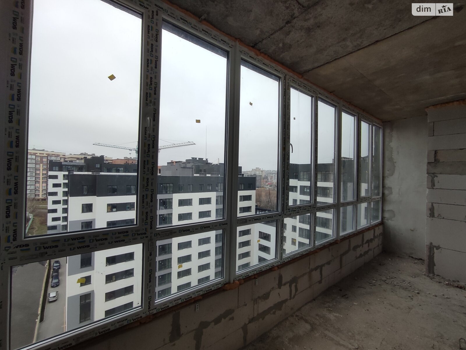 Продажа трехкомнатной квартиры в Хмельницком, на ул. Озерная 16Б корпус 1, район Выставка фото 1 Продажа трехкомнатной квартиры в Хмельницком, на ул. Озерная 16Б корпус 1, район Выставка фото 1