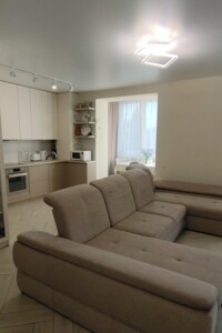 Продаж двокімнатної квартири в Хмельницькому, на вул. Озерна 4, район Виставка фото 2 Продаж двокімнатної квартири в Хмельницькому, на вул. Озерна 4, район Виставка фото 2