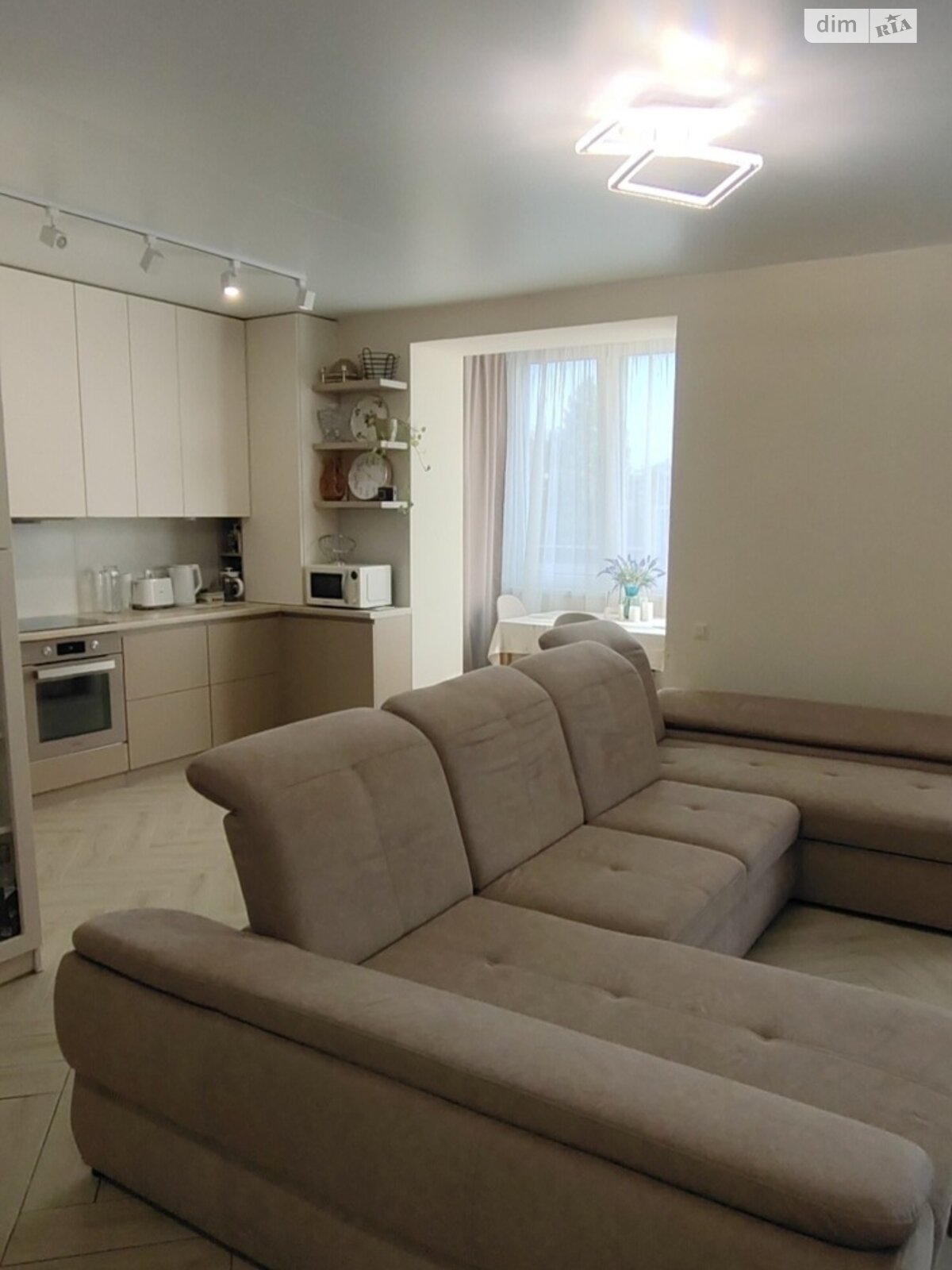 Продаж двокімнатної квартири в Хмельницькому, на вул. Озерна 4, район Виставка фото 1 Продаж двокімнатної квартири в Хмельницькому, на вул. Озерна 4, район Виставка фото 1