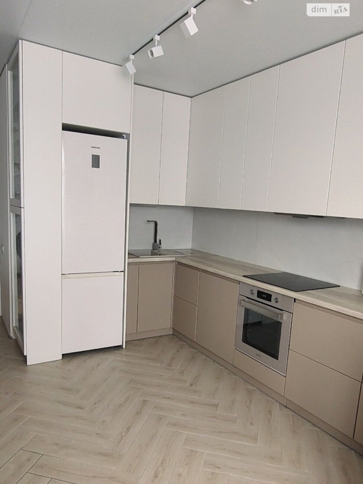 Продаж двокімнатної квартири в Хмельницькому, на вул. Озерна 4, район Виставка фото 1 Продаж двокімнатної квартири в Хмельницькому, на вул. Озерна 4, район Виставка фото 1