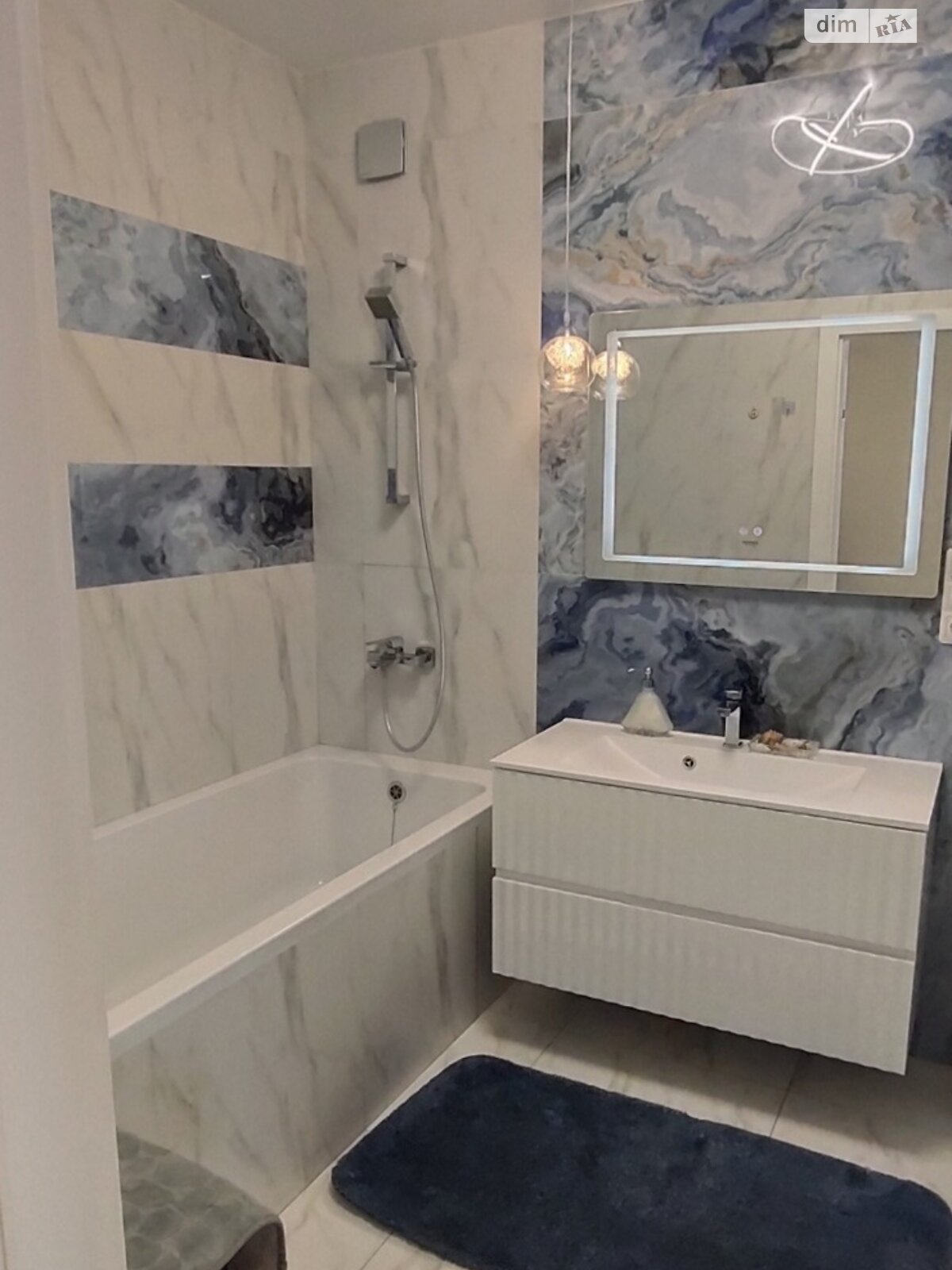 Продаж двокімнатної квартири в Хмельницькому, на вул. Озерна 4, район Виставка фото 1 Продаж двокімнатної квартири в Хмельницькому, на вул. Озерна 4, район Виставка фото 1