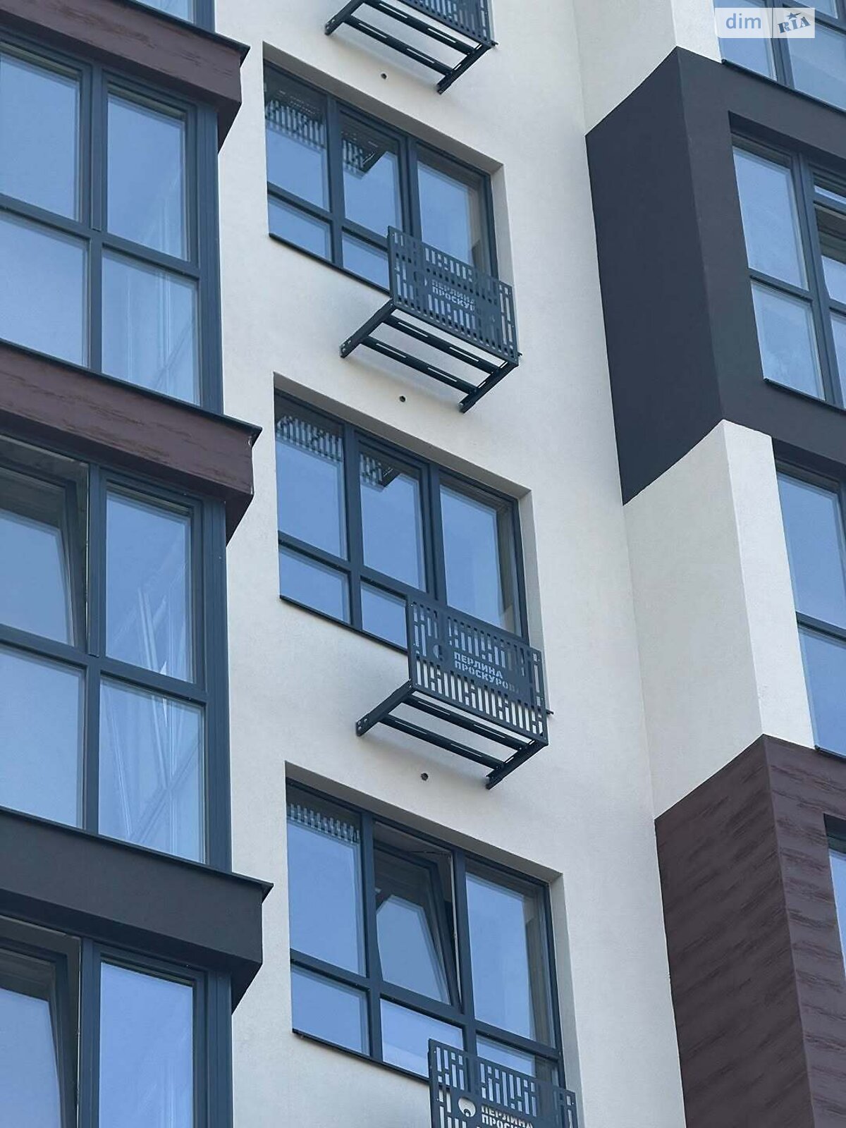 Продаж двокімнатної квартири в Хмельницькому, на вул. Панаса Мирного 9, район Виставка фото 1