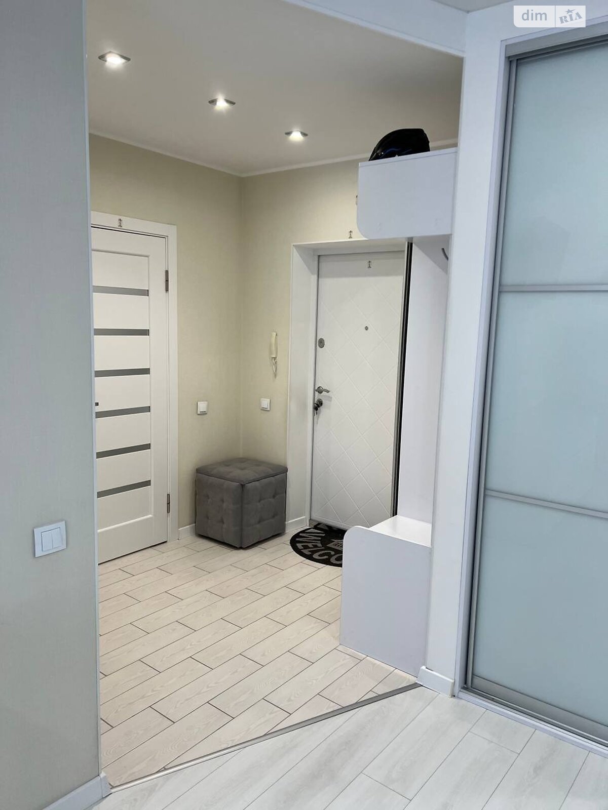 Продаж однокімнатної квартири в Хмельницькому, на вул. Панаса Мирного 11, район Виставка фото 1 Продаж однокімнатної квартири в Хмельницькому, на вул. Панаса Мирного 11, район Виставка фото 1