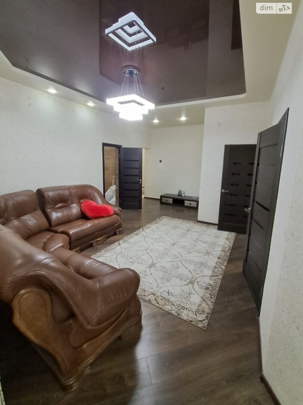 Продаж двокімнатної квартири в Хмельницькому, на вул. Панаса Мирного 1/2, район Виставка фото 1 Продаж двокімнатної квартири в Хмельницькому, на вул. Панаса Мирного 1/2, район Виставка фото 1