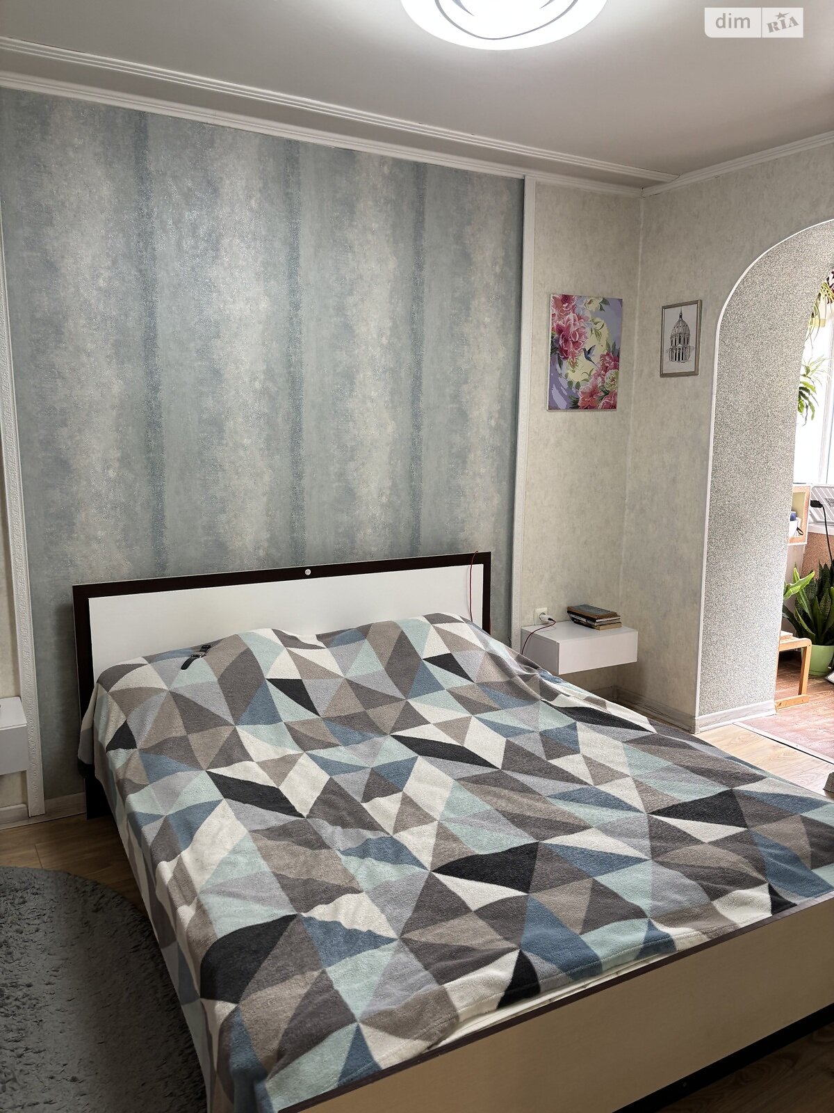 Продажа трехкомнатной квартиры в Хмельницком, на ул. Победы 8, район Выставка фото 1 Продажа трехкомнатной квартиры в Хмельницком, на ул. Победы 8, район Выставка фото 1