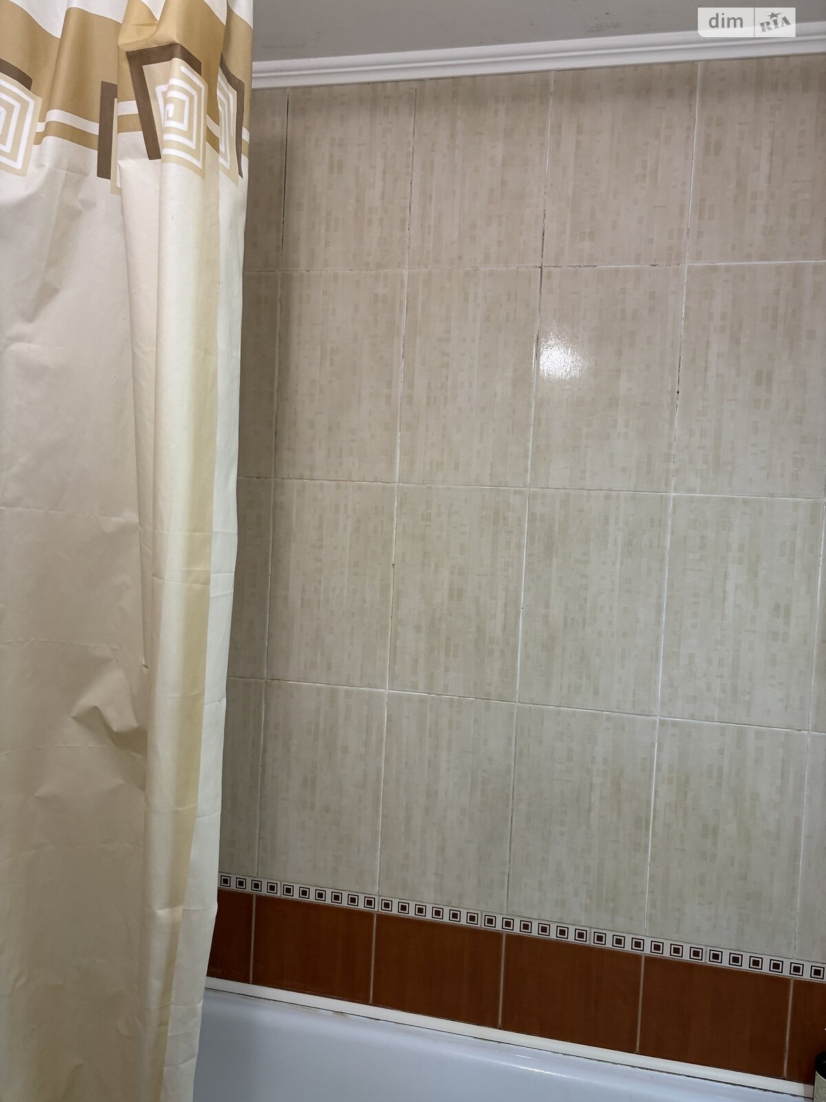 Продажа трехкомнатной квартиры в Хмельницком, на ул. Победы 8, район Выставка фото 1 Продажа трехкомнатной квартиры в Хмельницком, на ул. Победы 8, район Выставка фото 1