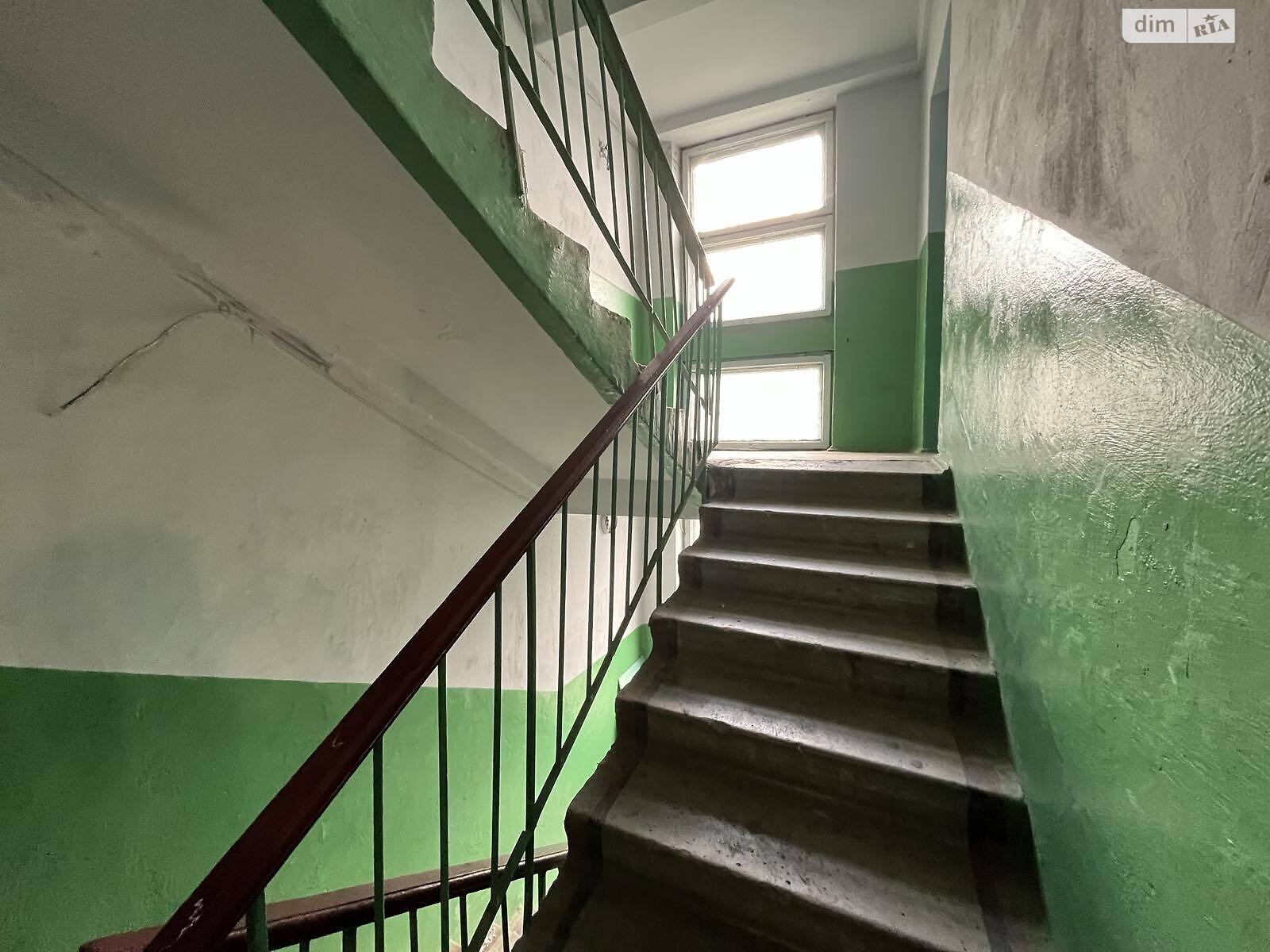 Продаж трикімнатної квартири в Хмельницькому, на вул. Перемоги, район Виставка фото 1 Продаж трикімнатної квартири в Хмельницькому, на вул. Перемоги, район Виставка фото 1