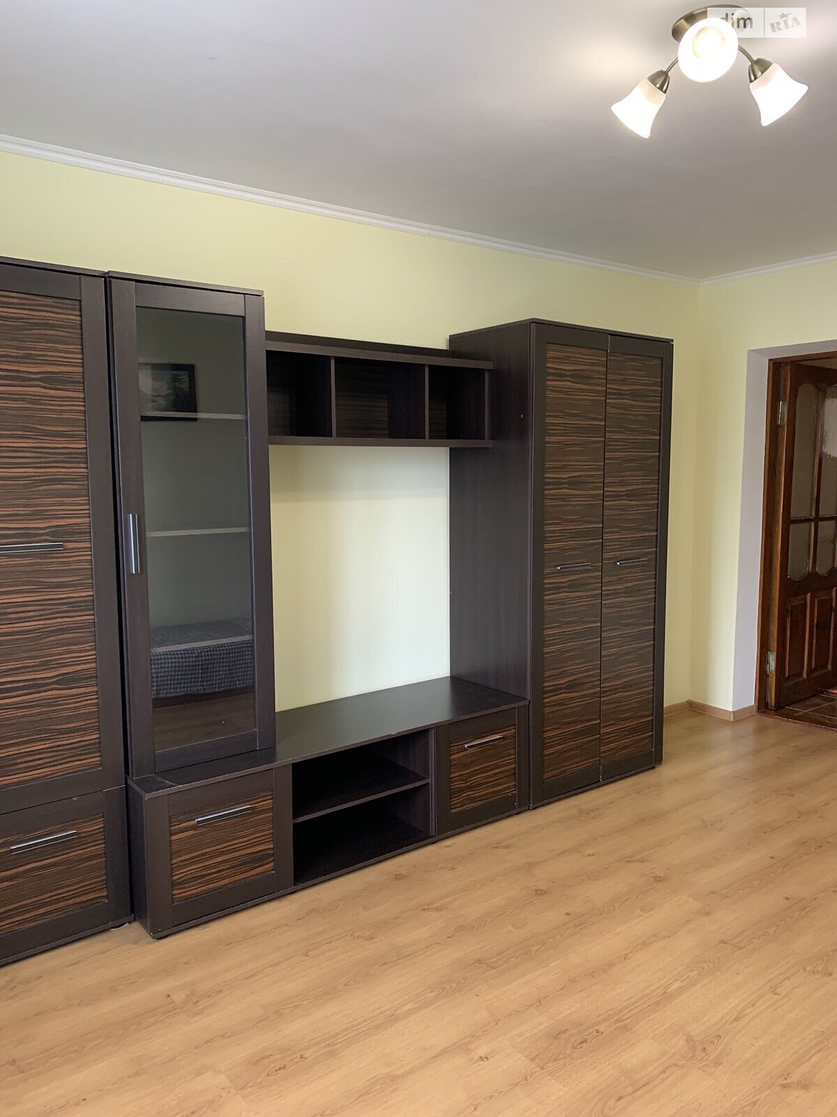 Продажа трехкомнатной квартиры в Хмельницком, на ул. Победы 8/2, район Выставка фото 1 Продажа трехкомнатной квартиры в Хмельницком, на ул. Победы 8/2, район Выставка фото 1