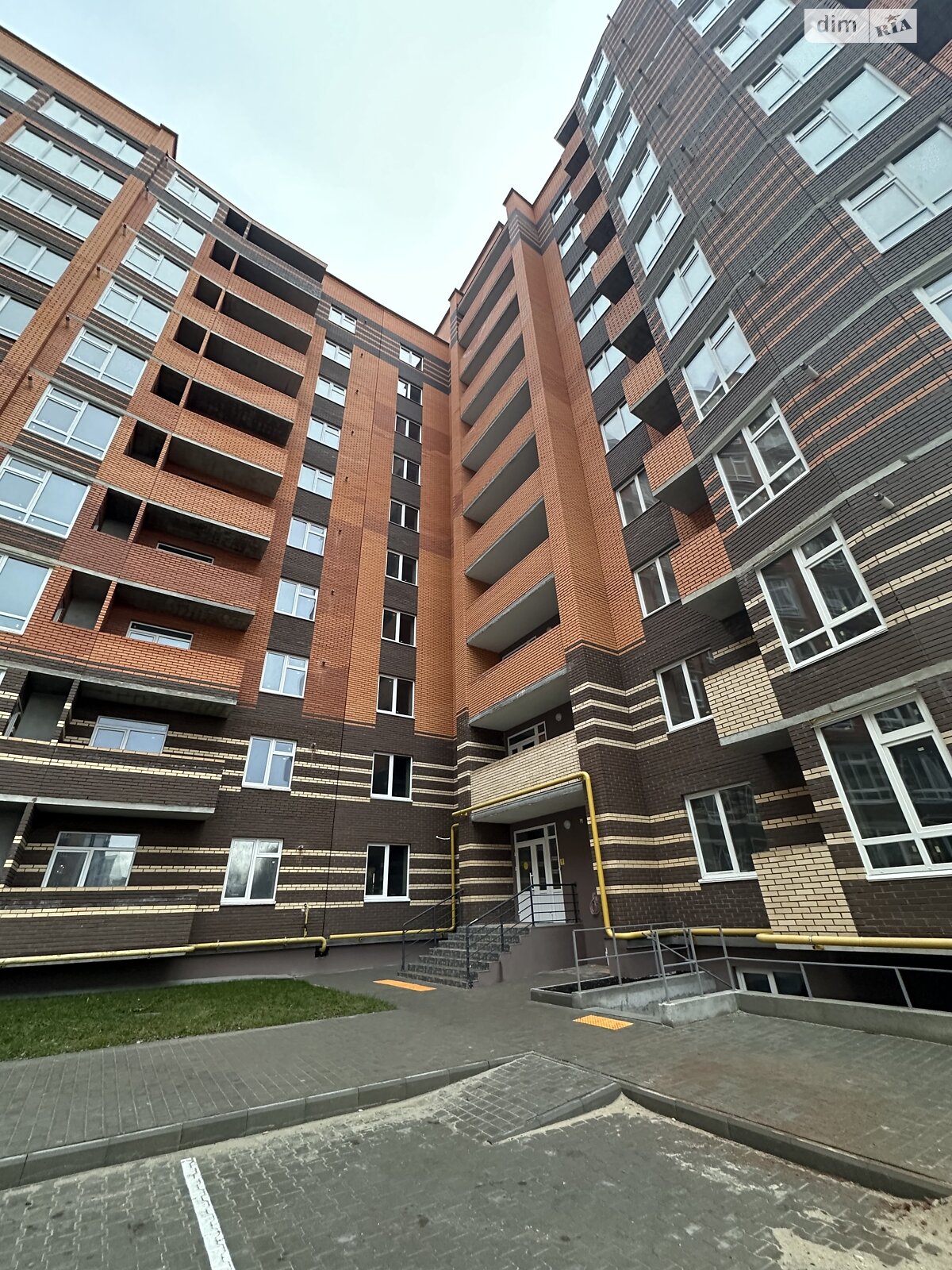 Продажа трехкомнатной квартиры в Хмельницком, на шоссе Старокостянтиновское 20/5, район Выставка фото 1 Продажа трехкомнатной квартиры в Хмельницком, на шоссе Старокостянтиновское 20/5, район Выставка фото 1