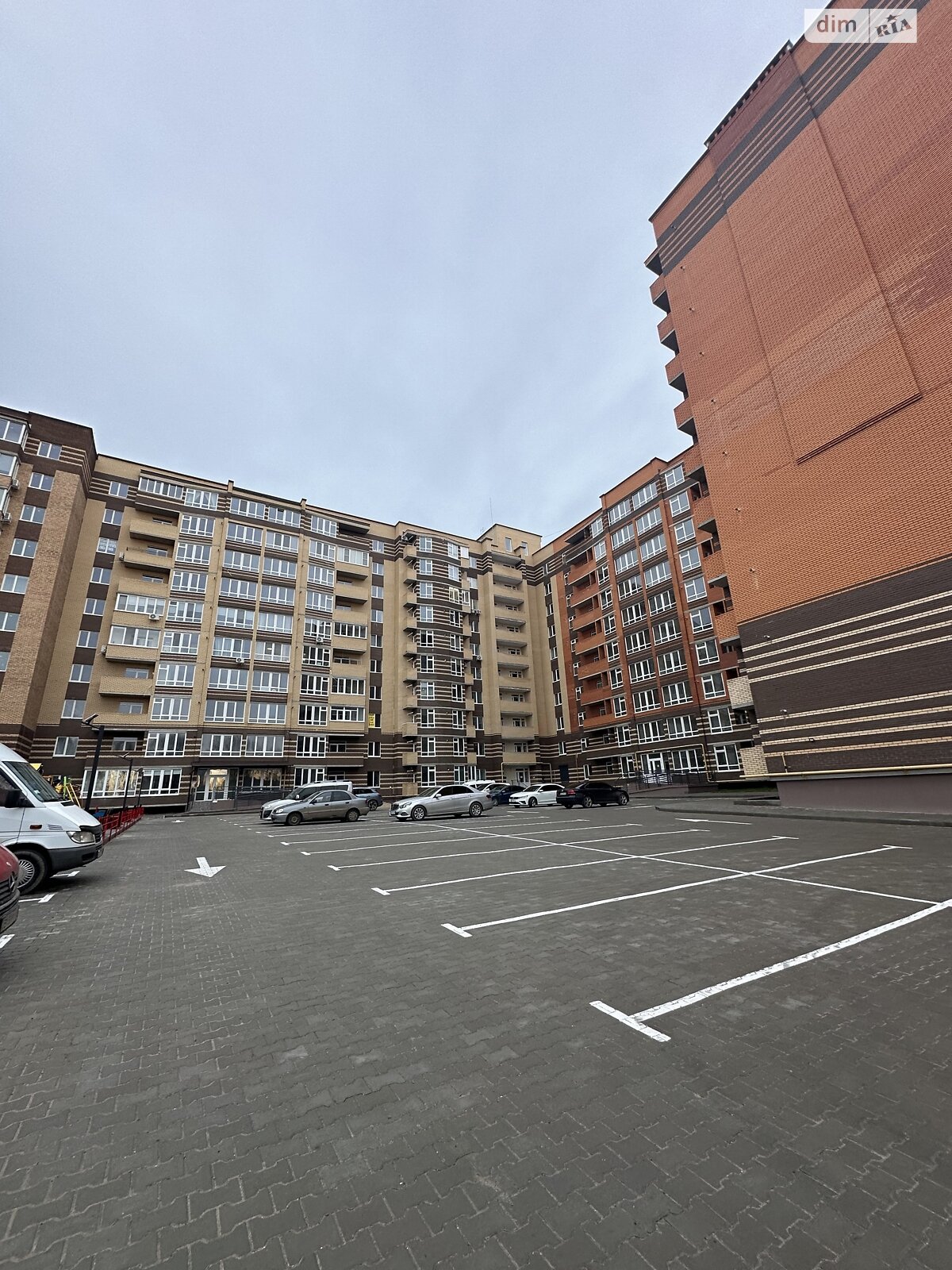 Продажа трехкомнатной квартиры в Хмельницком, на шоссе Старокостянтиновское 20/5, район Выставка фото 1 Продажа трехкомнатной квартиры в Хмельницком, на шоссе Старокостянтиновское 20/5, район Выставка фото 1