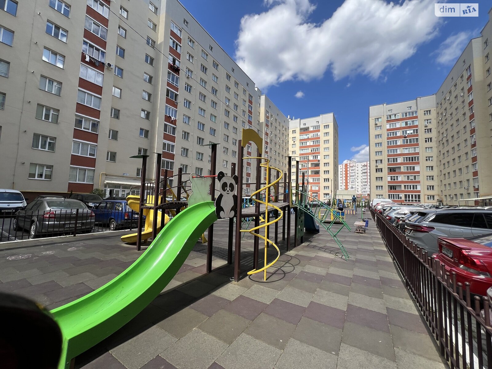 Продаж трикімнатної квартири в Хмельницькому, на шосе Старокостянтинівське 5/4В, кв. 79, район Виставка фото 1 Продаж трикімнатної квартири в Хмельницькому, на шосе Старокостянтинівське 5/4В, кв. 79, район Виставка фото 1