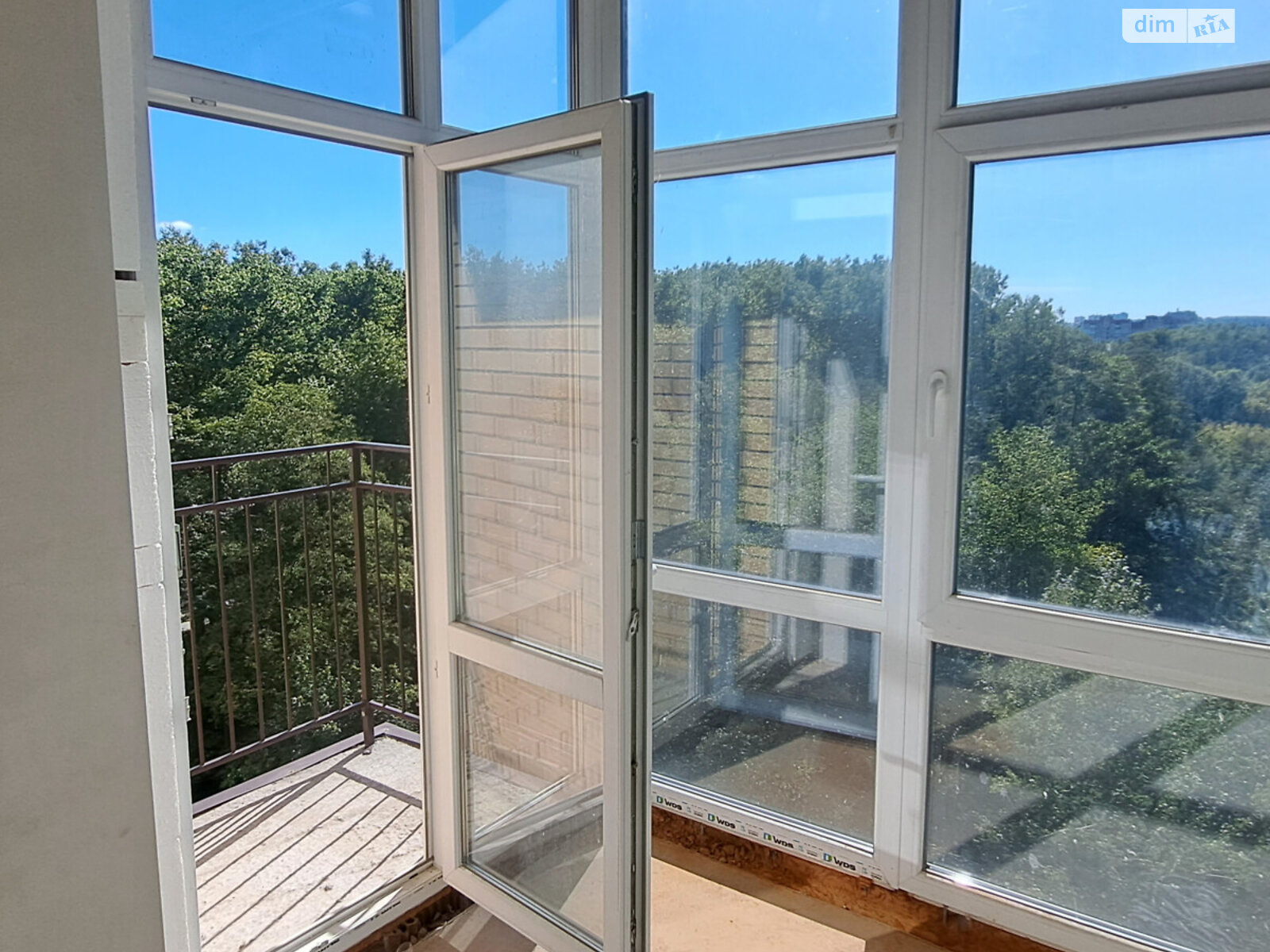 Продаж двокімнатної квартири в Хмельницькому, на шосе Старокостянтинівське, район Виставка фото 1