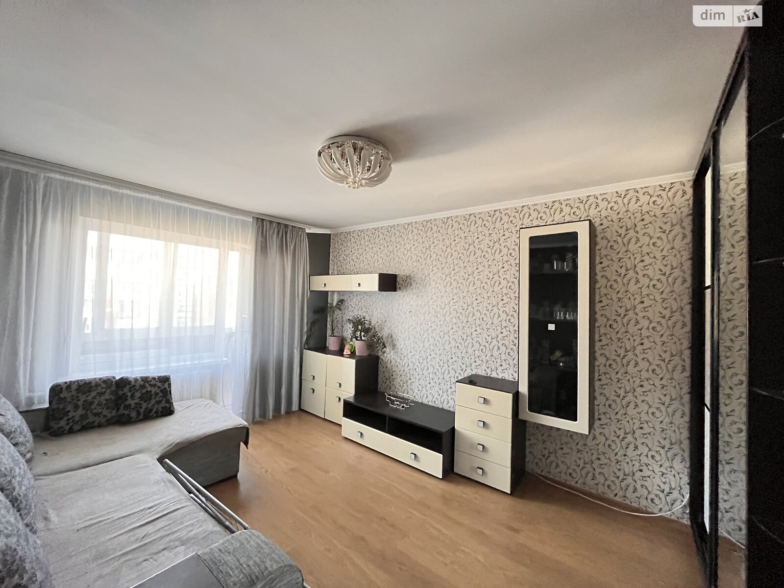 Продажа двухкомнатной квартиры в Хмельницком, на ул. Степана Бандеры 20/1, район Выставка фото 1 Продажа двухкомнатной квартиры в Хмельницком, на ул. Степана Бандеры 20/1, район Выставка фото 1