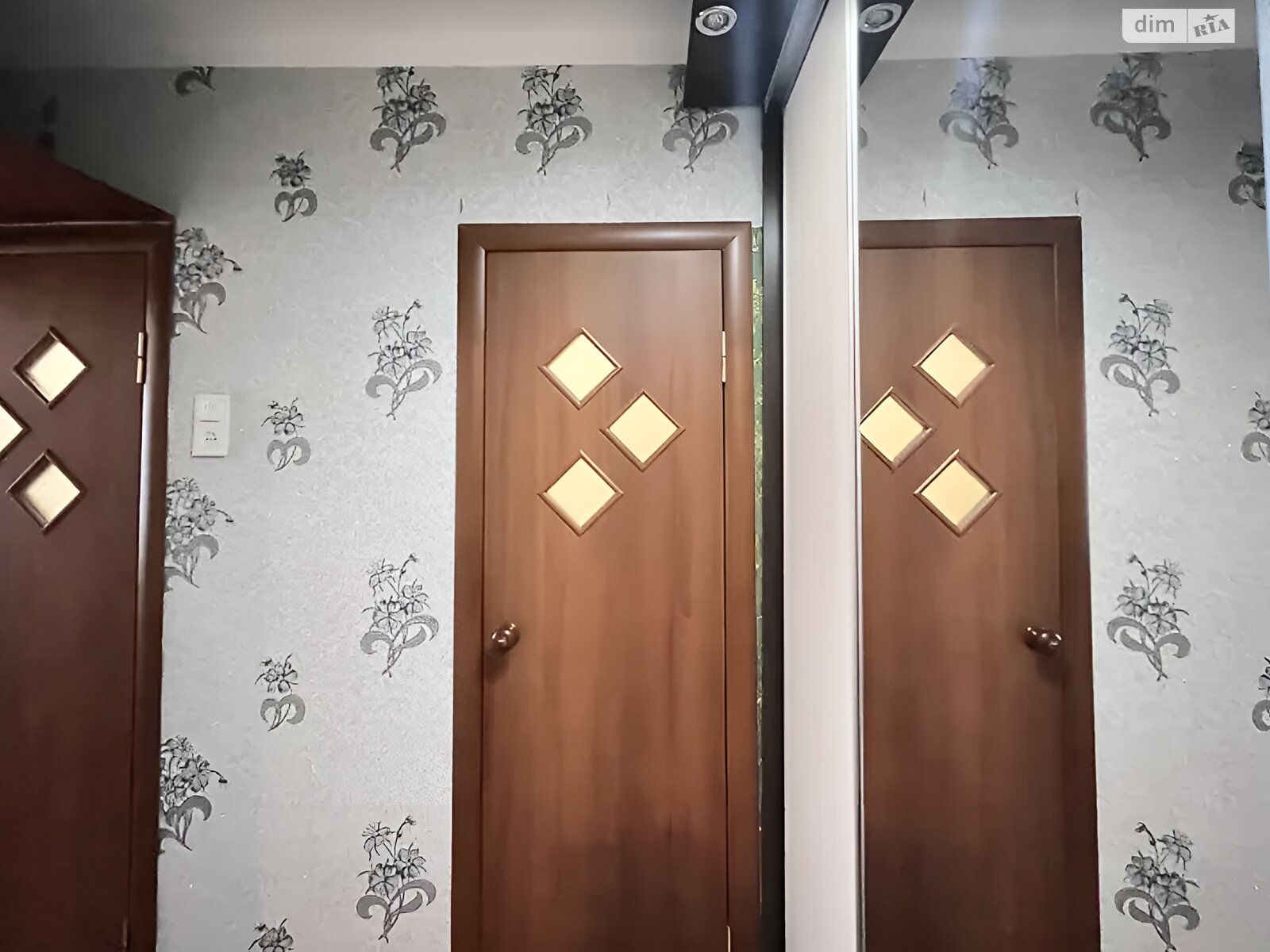 Продаж двокімнатної квартири в Хмельницькому, на вул. Степана Бандери 22/2, район Виставка фото 1 Продаж двокімнатної квартири в Хмельницькому, на вул. Степана Бандери 22/2, район Виставка фото 1
