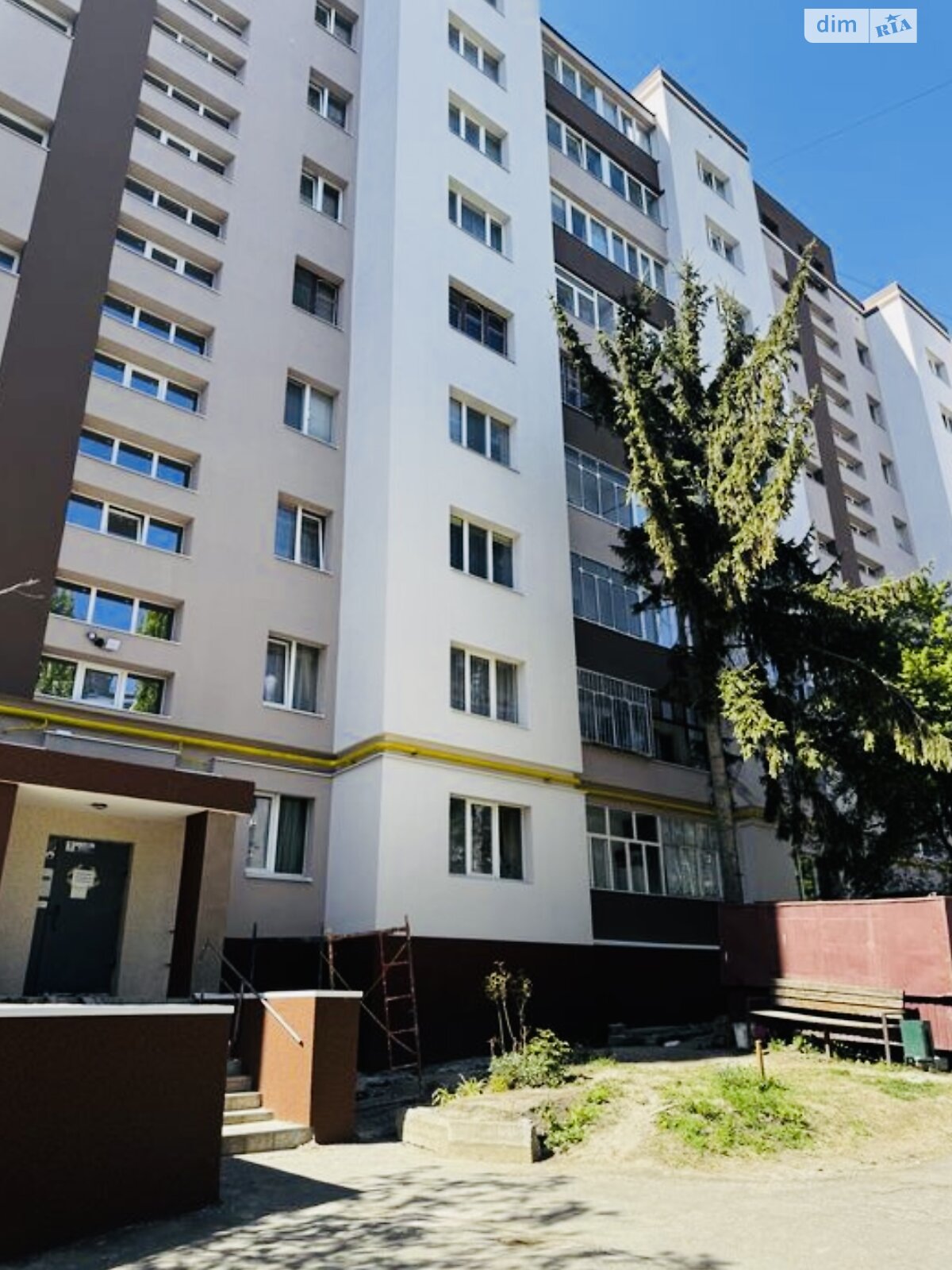 Продаж двокімнатної квартири в Хмельницькому, на вул. Степана Бандери 8, район Виставка фото 1 Продаж двокімнатної квартири в Хмельницькому, на вул. Степана Бандери 8, район Виставка фото 1