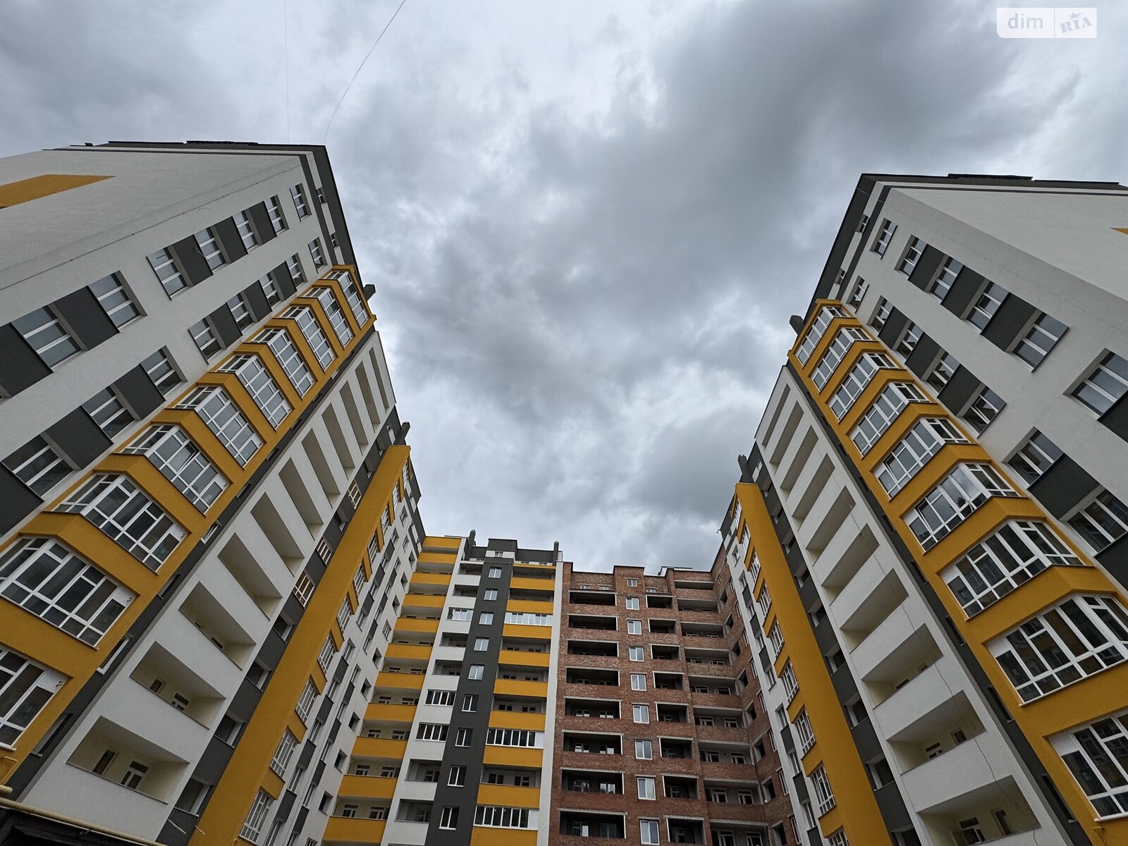 Продаж однокімнатної квартири в Хмельницькому, на вул. Степана Бандери, район Виставка фото 1 Продаж однокімнатної квартири в Хмельницькому, на вул. Степана Бандери, район Виставка фото 1